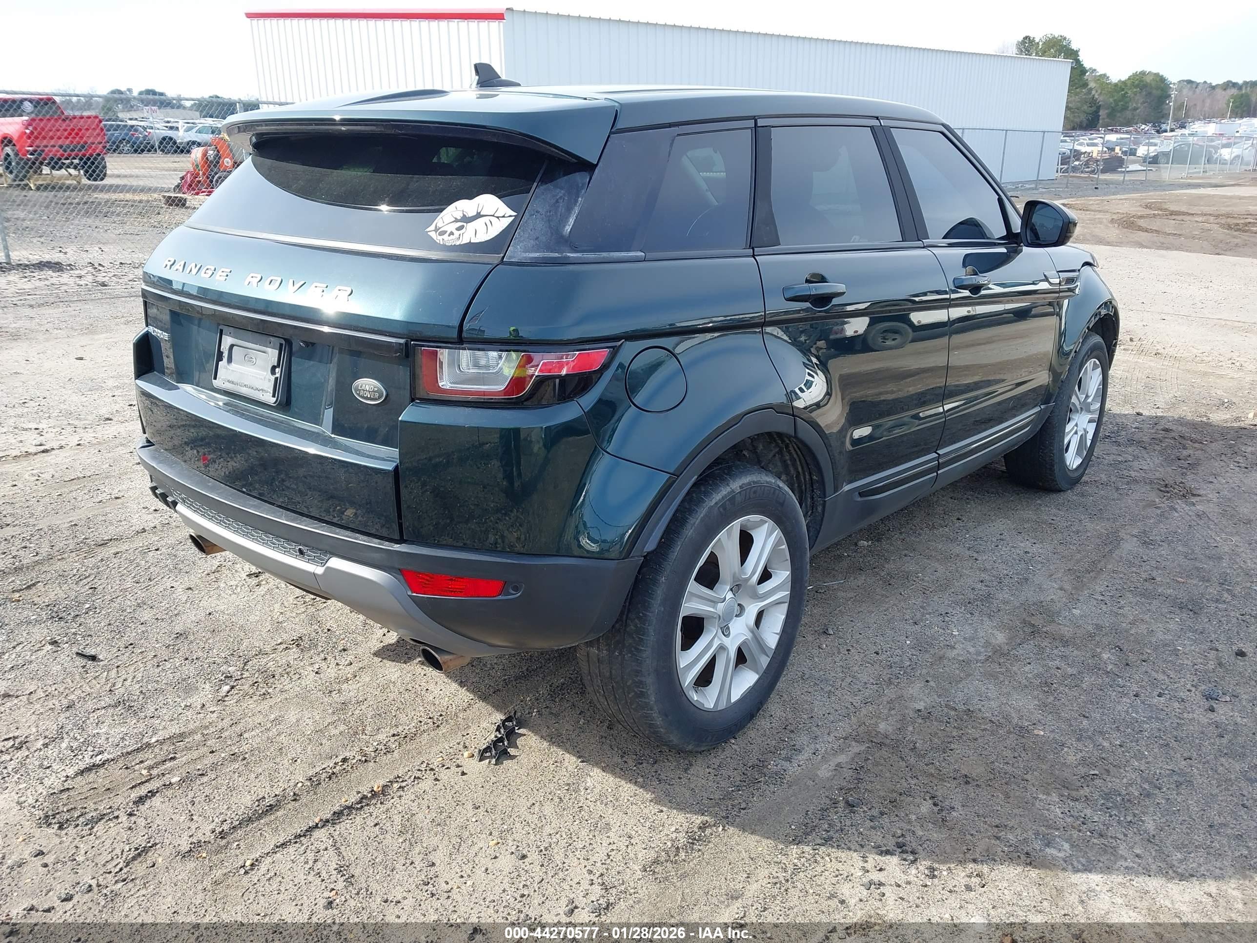 LAND ROVER image 4