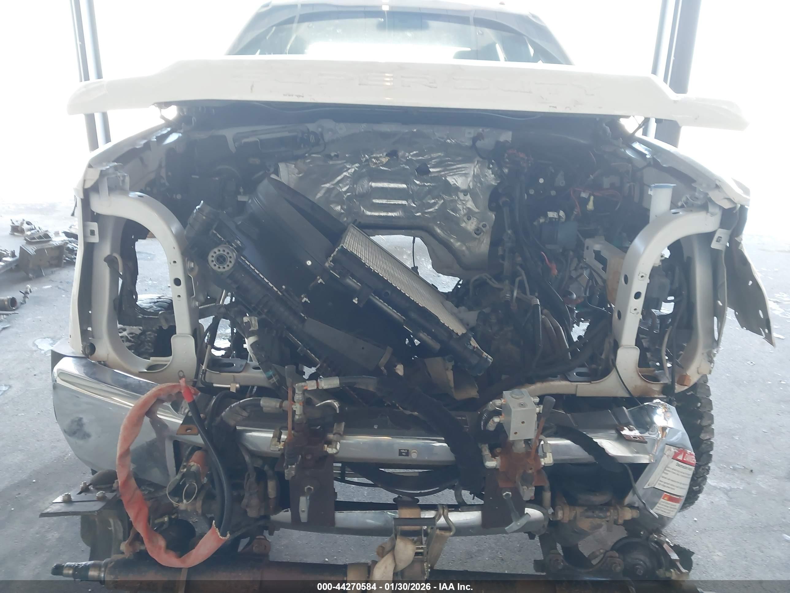 FORD F-550 image 10