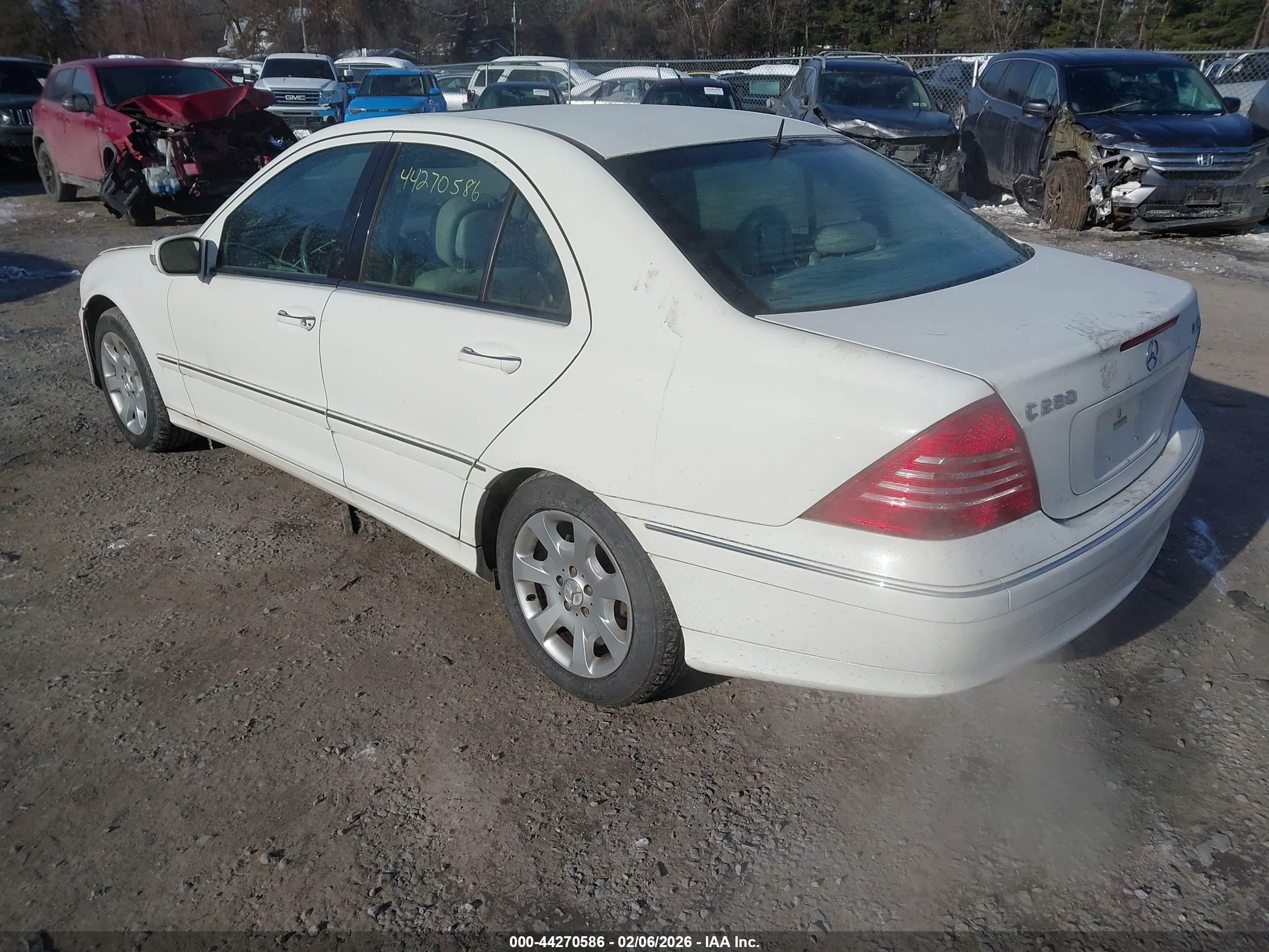 MERCEDES-BENZ C image 3