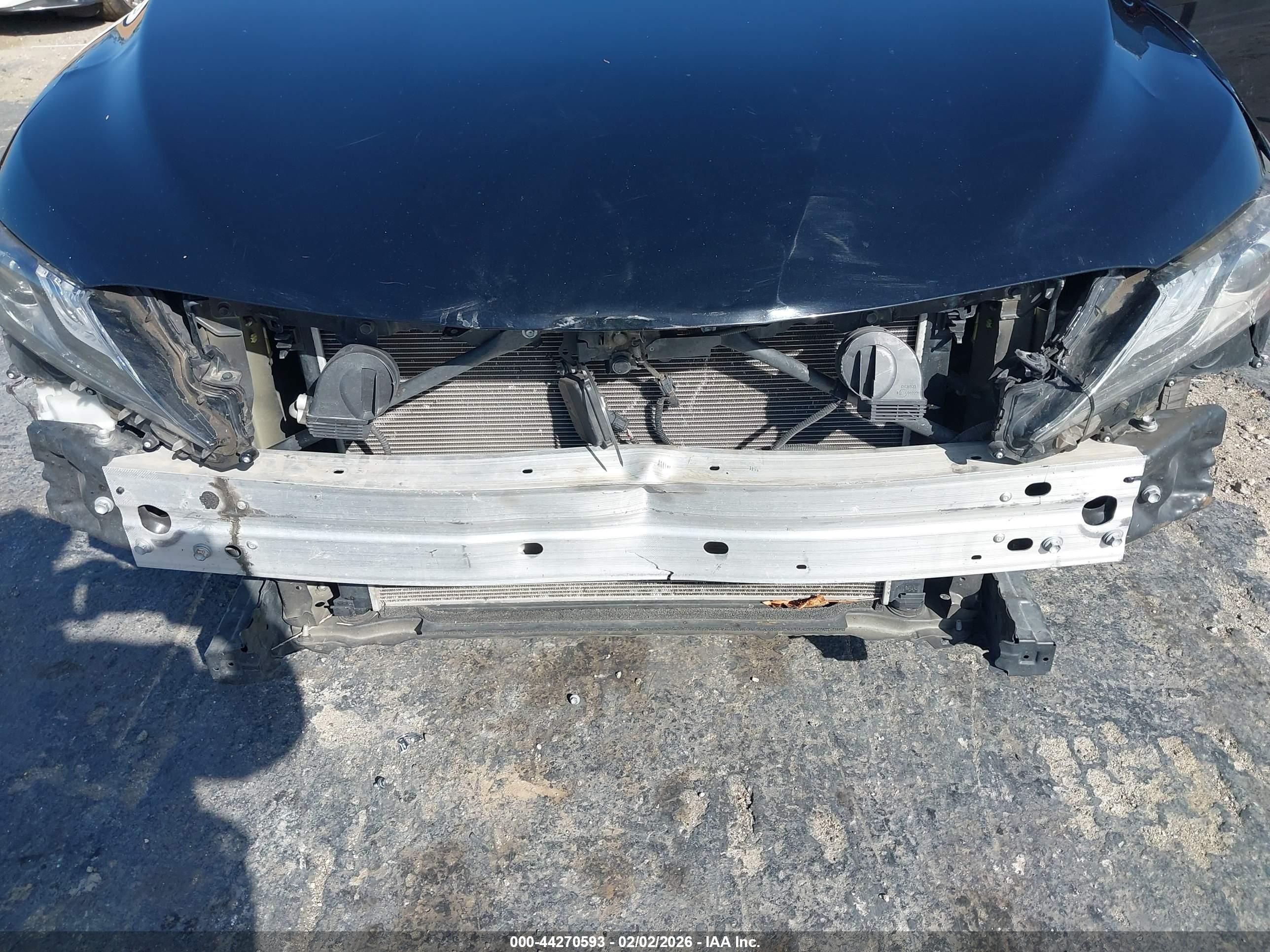TOYOTA CAMRY image 6