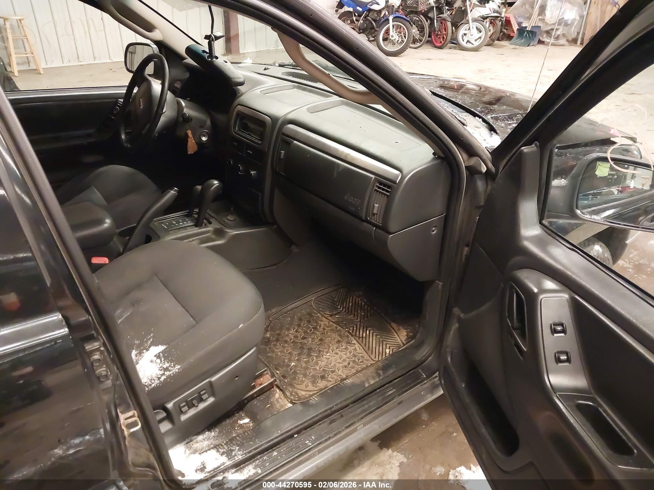 JEEP GRAND image 5