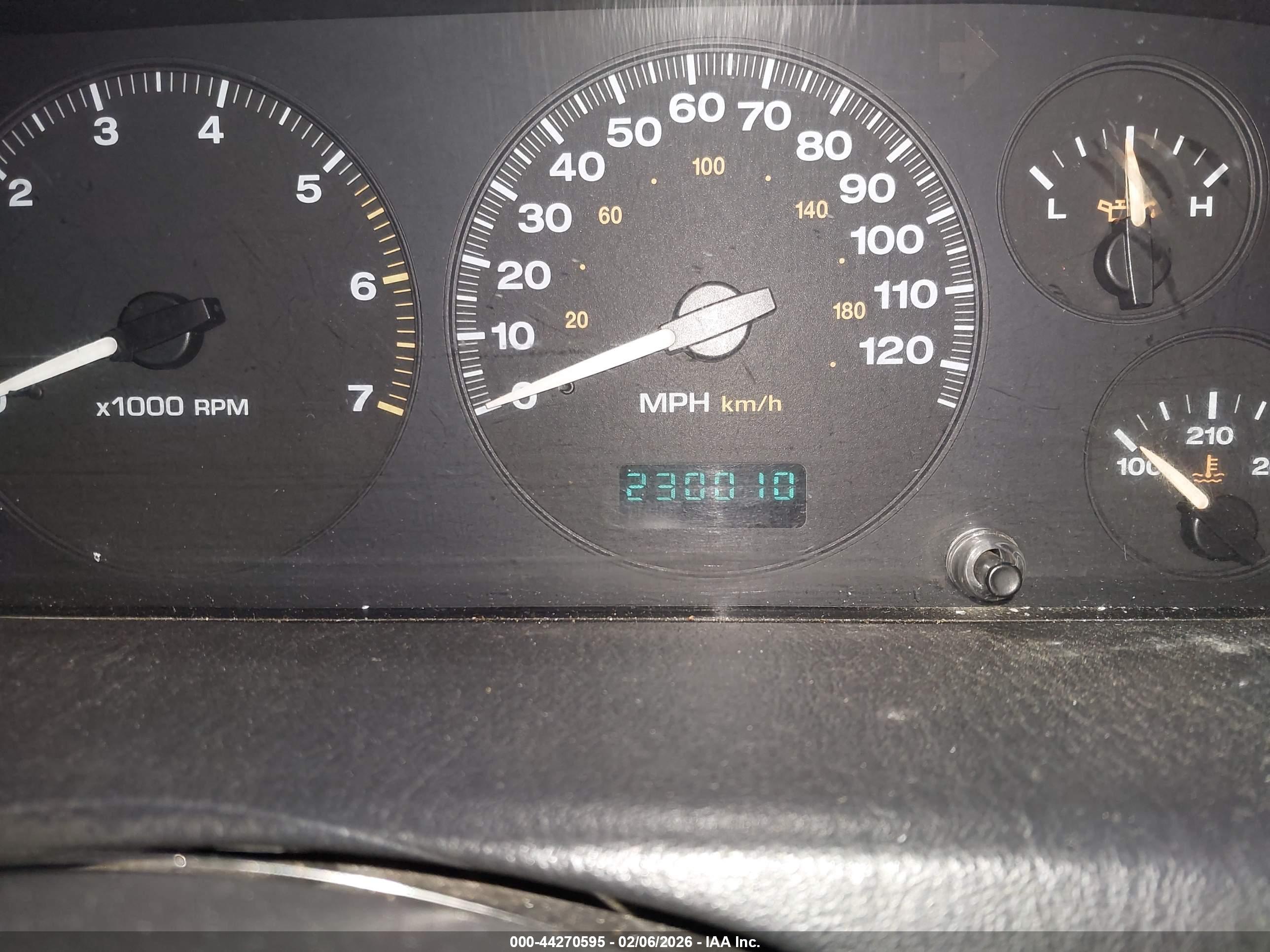 JEEP GRAND image 7