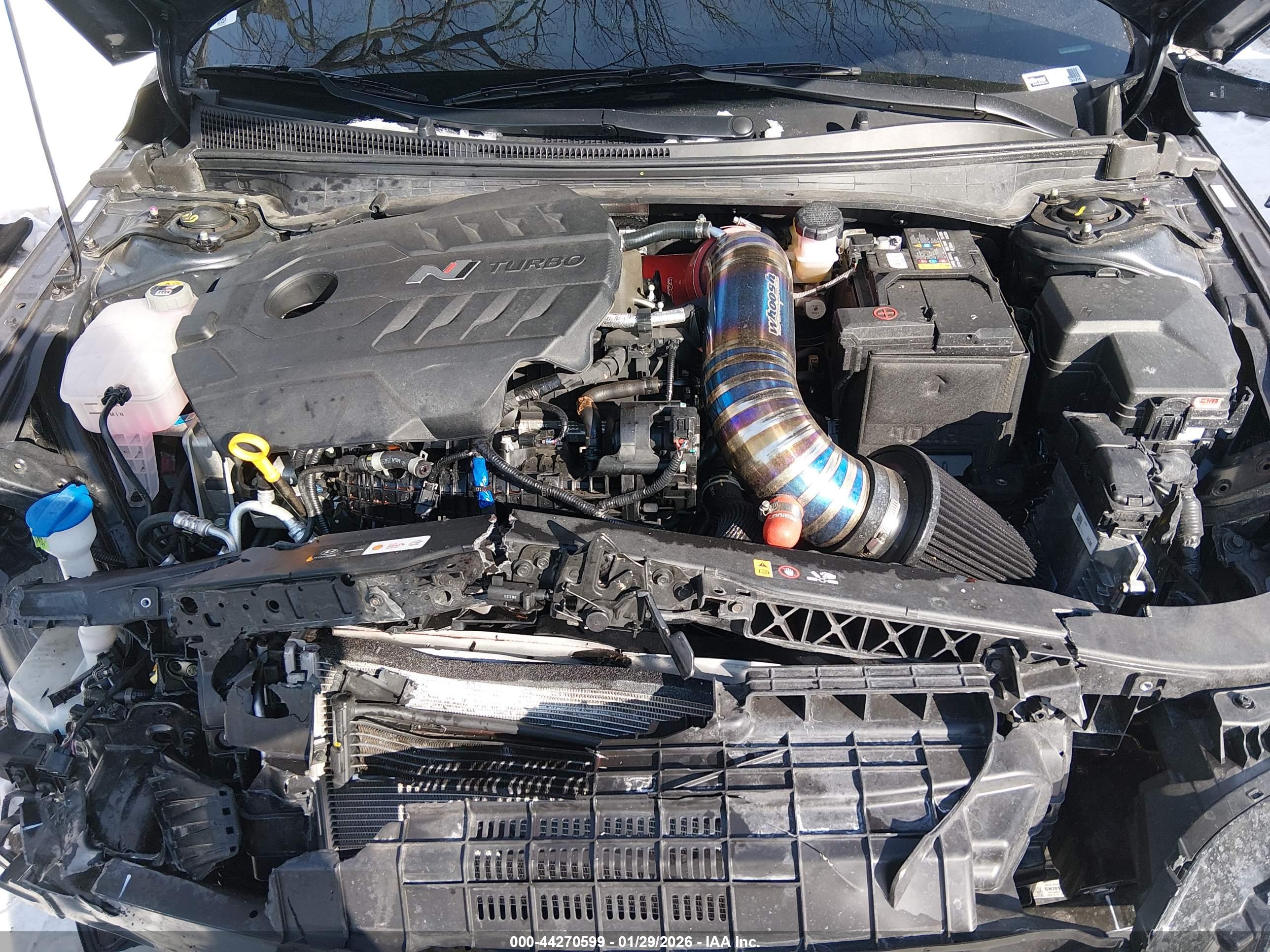 HYUNDAI ELANTRA image 10
