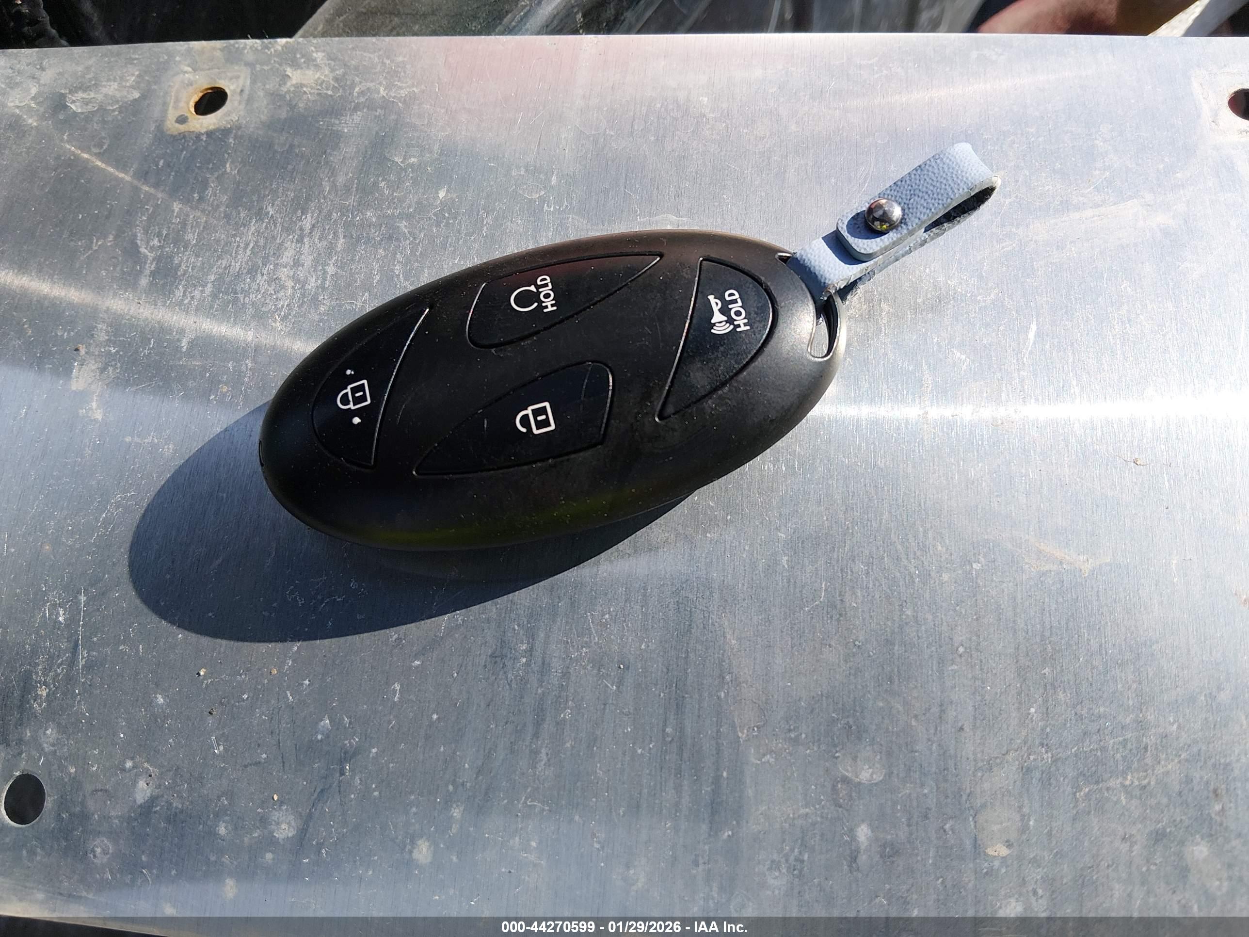 HYUNDAI ELANTRA image 11