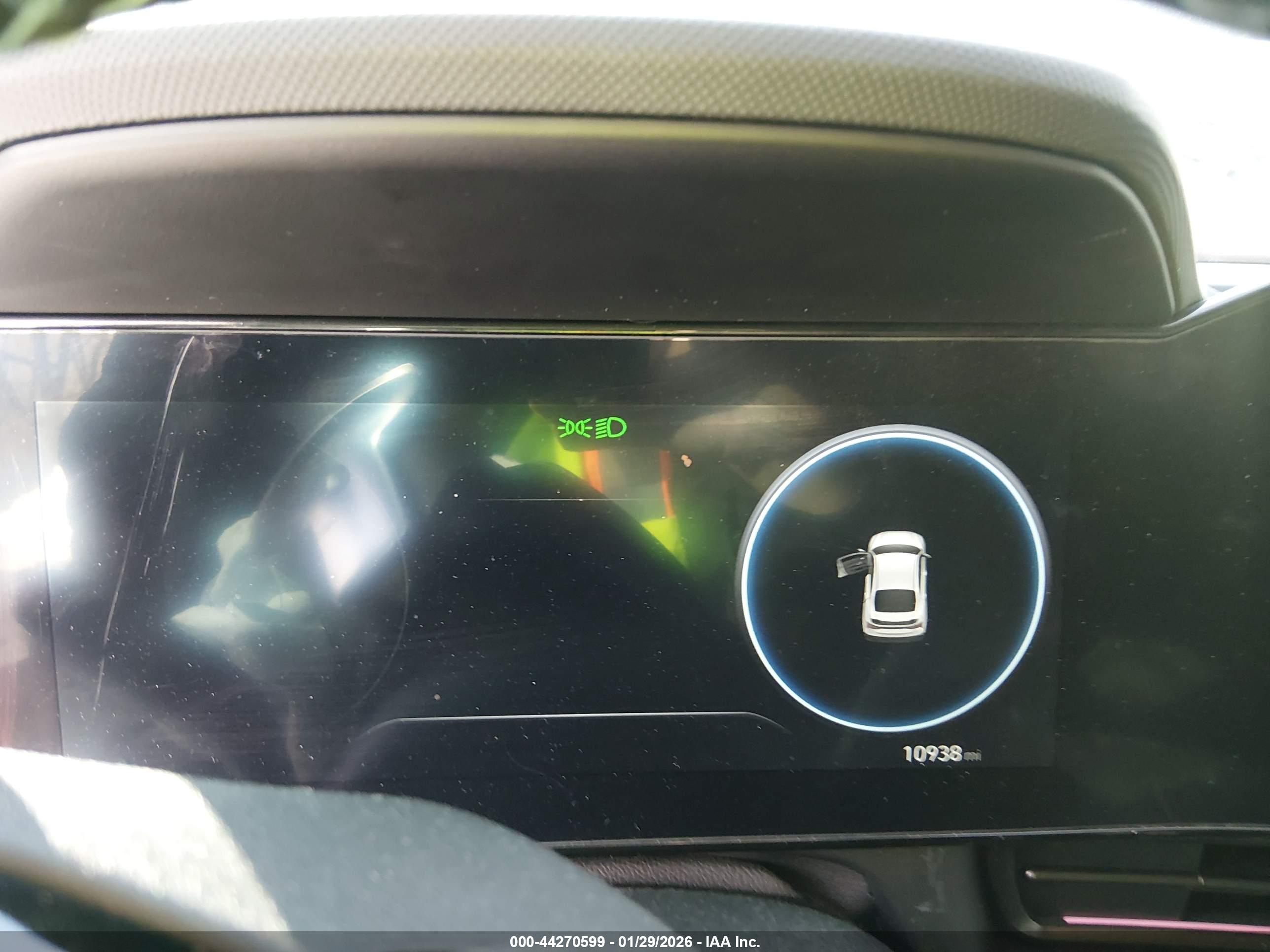 HYUNDAI ELANTRA image 7