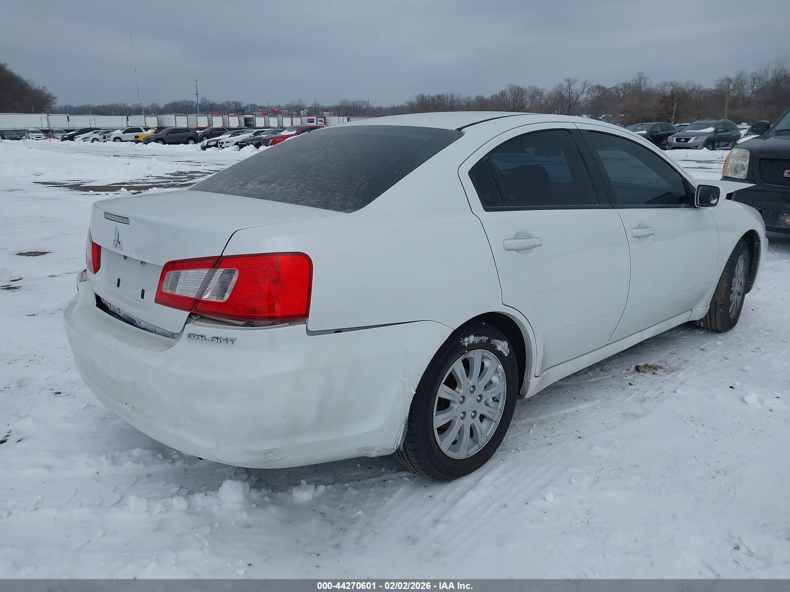 MITSUBISHI GALANT image 4