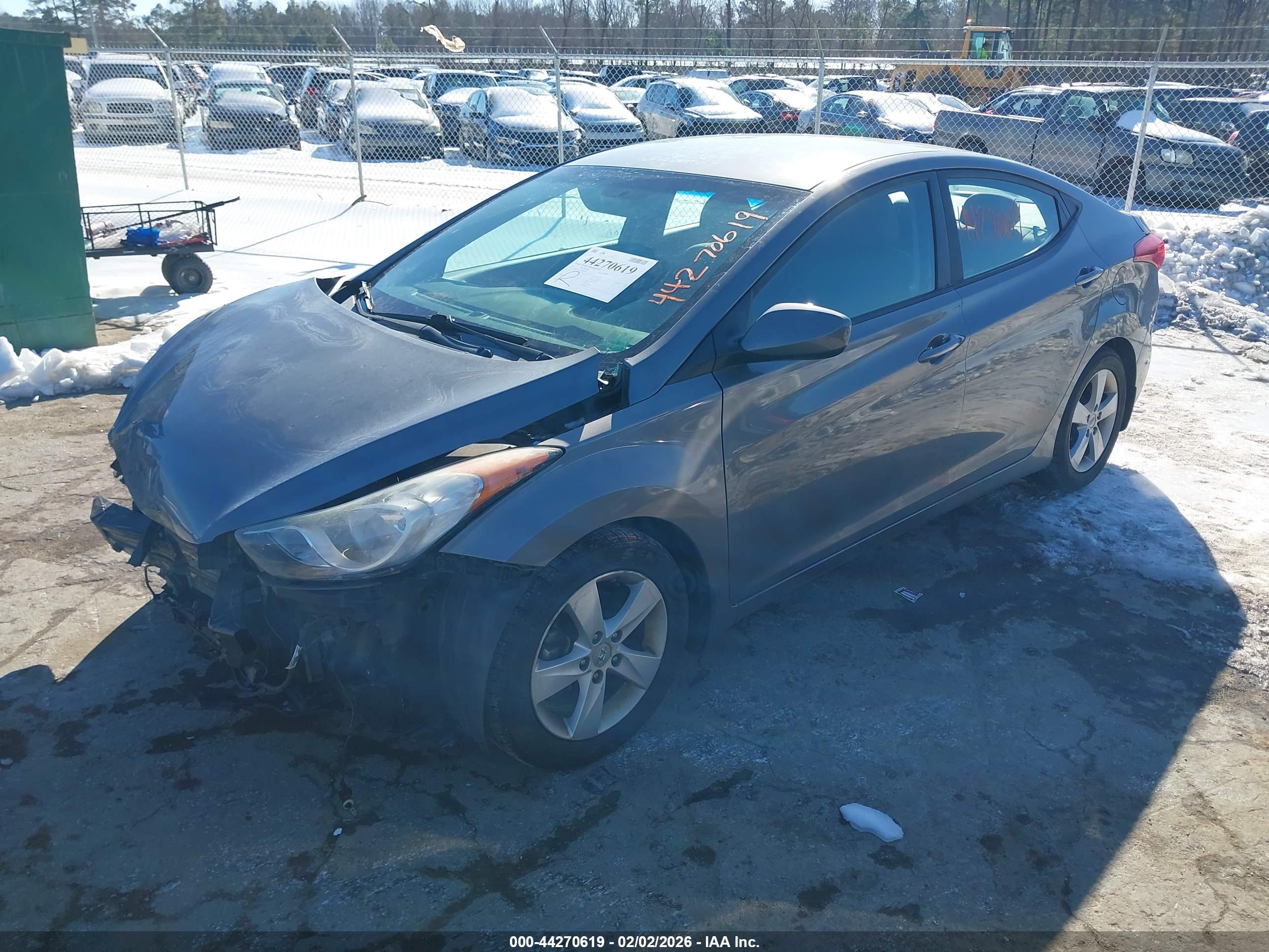 HYUNDAI ELANTRA image 2
