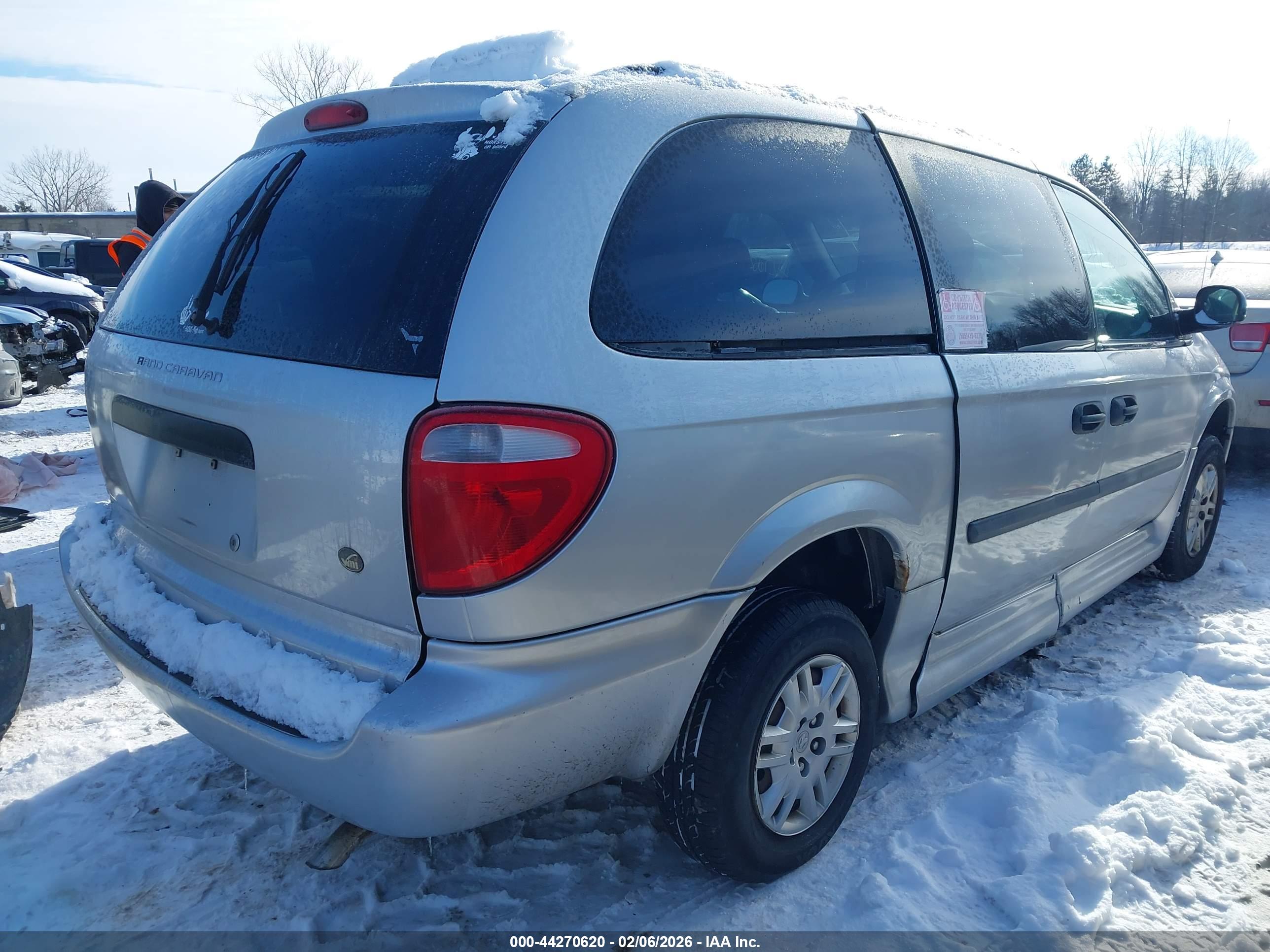 DODGE GRAND image 4