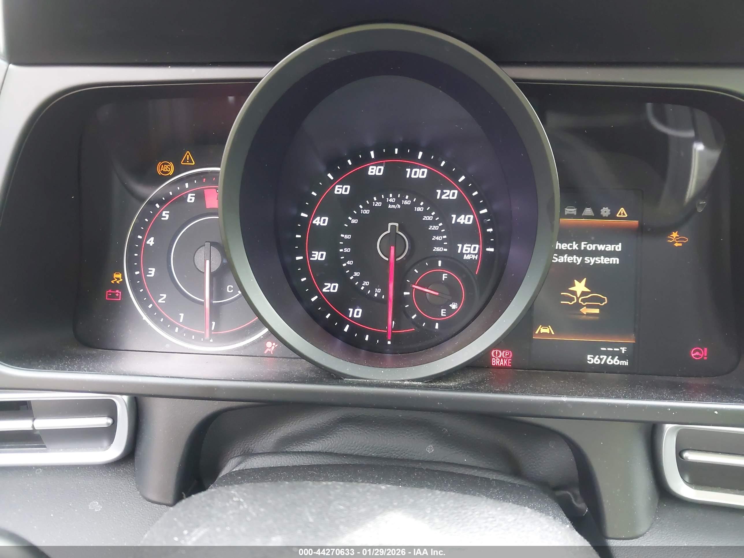 HYUNDAI ELANTRA image 7