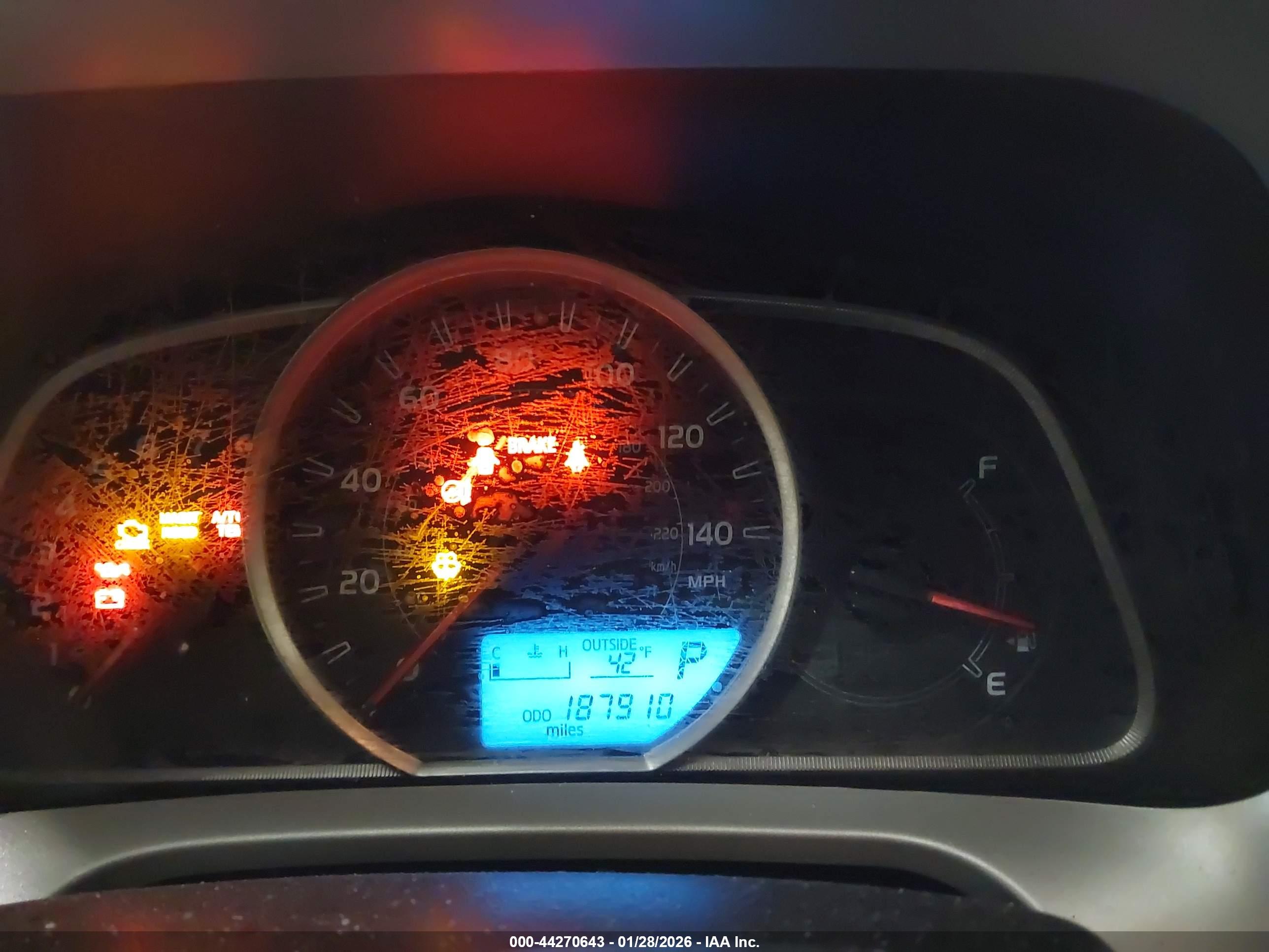 TOYOTA RAV4 image 7
