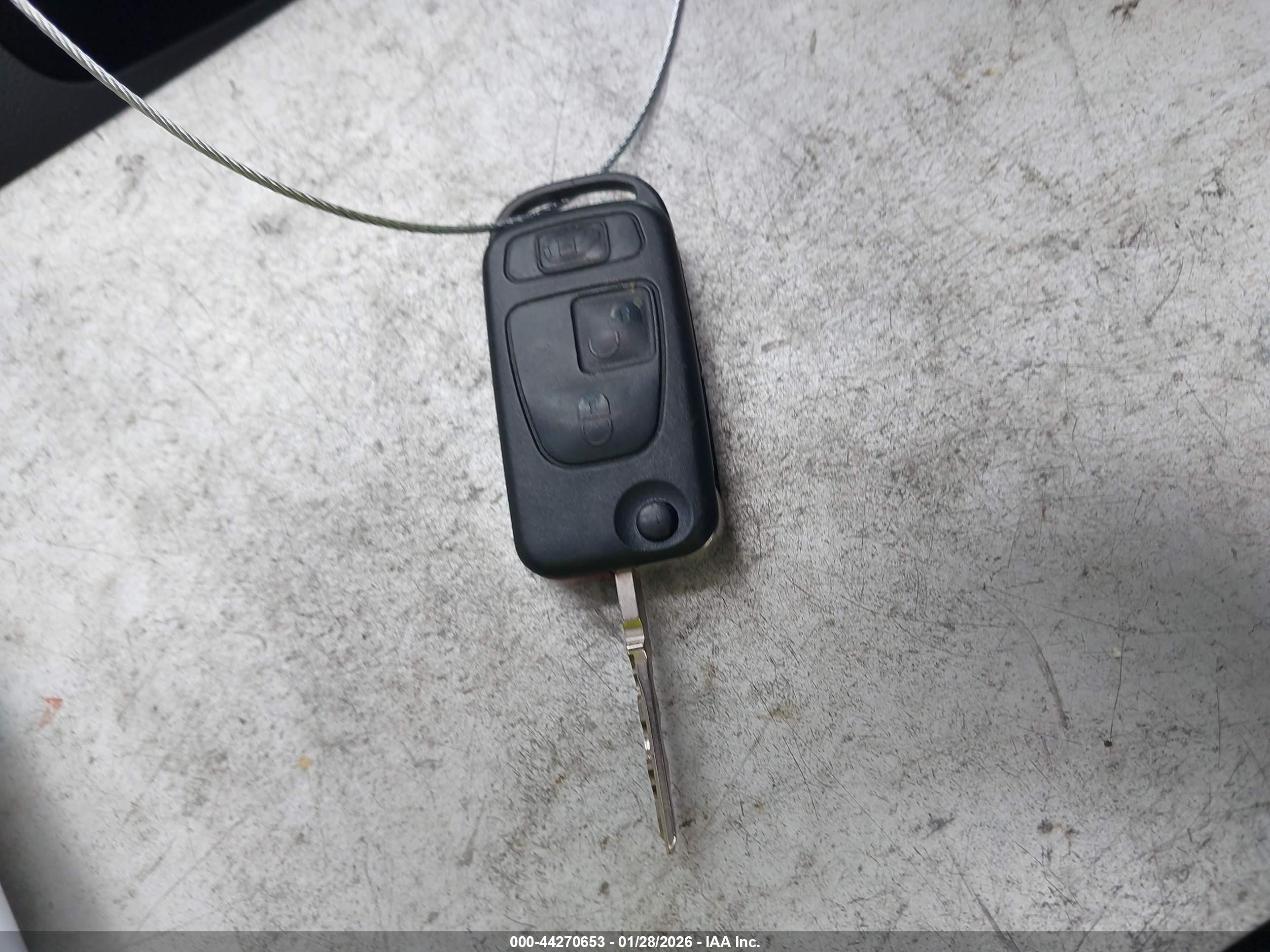 MERCEDES-BENZ SPRINTER image 11