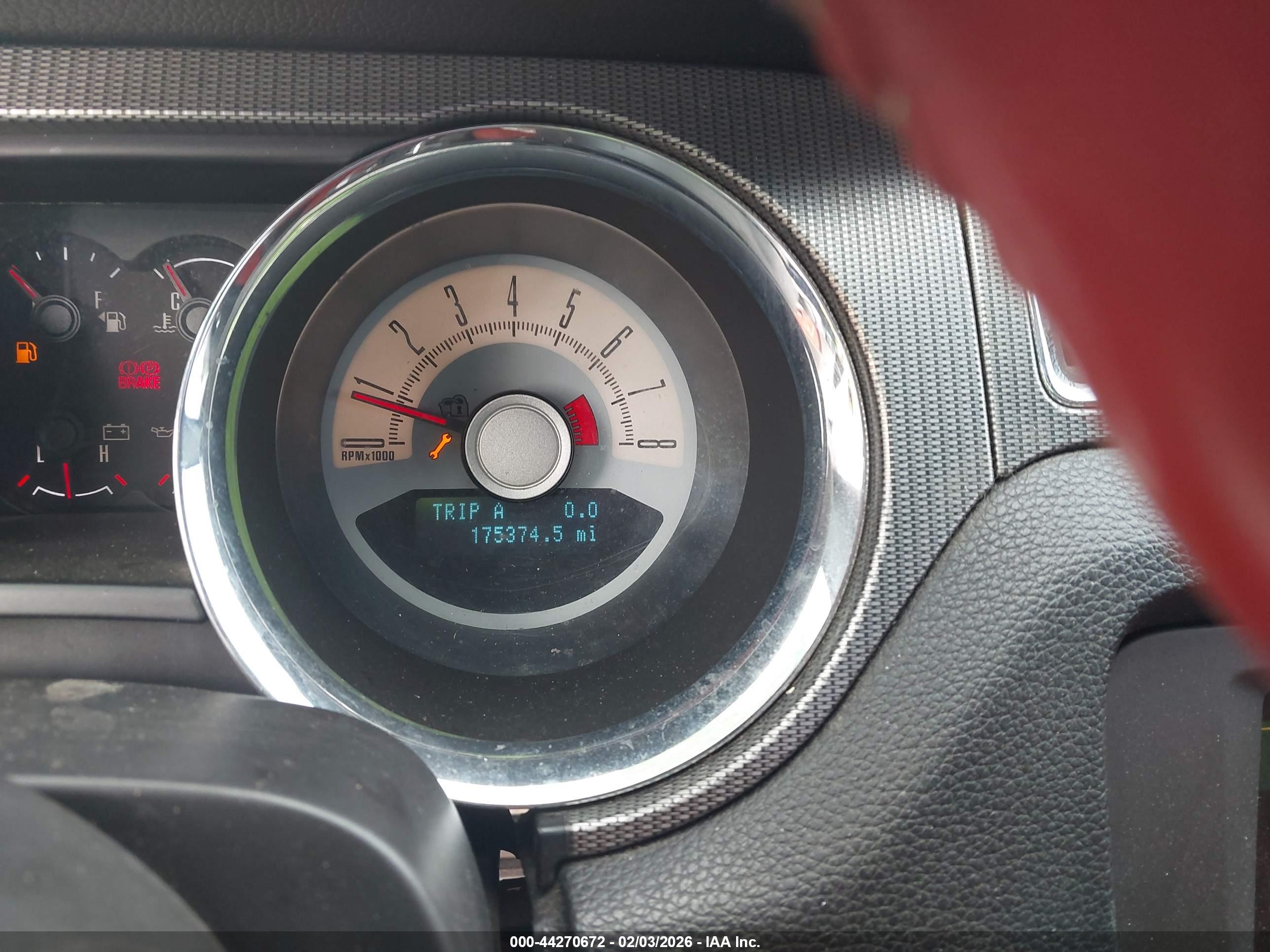 FORD MUSTANG image 7