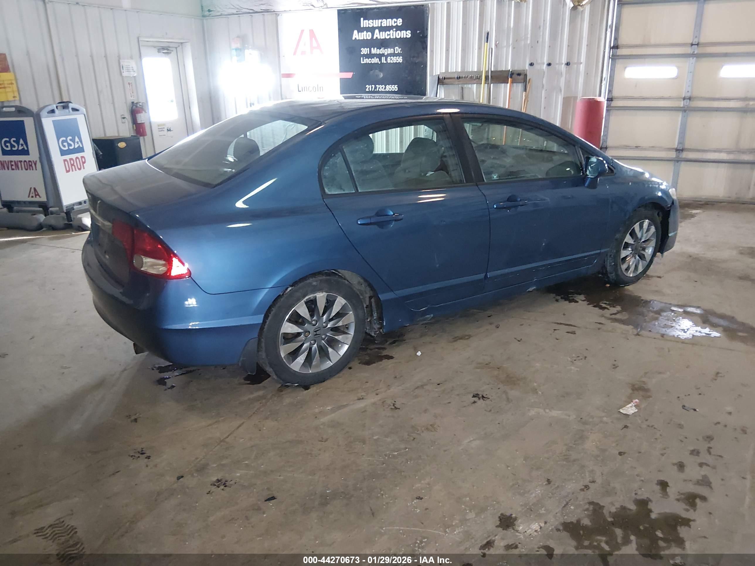 HONDA CIVIC image 4