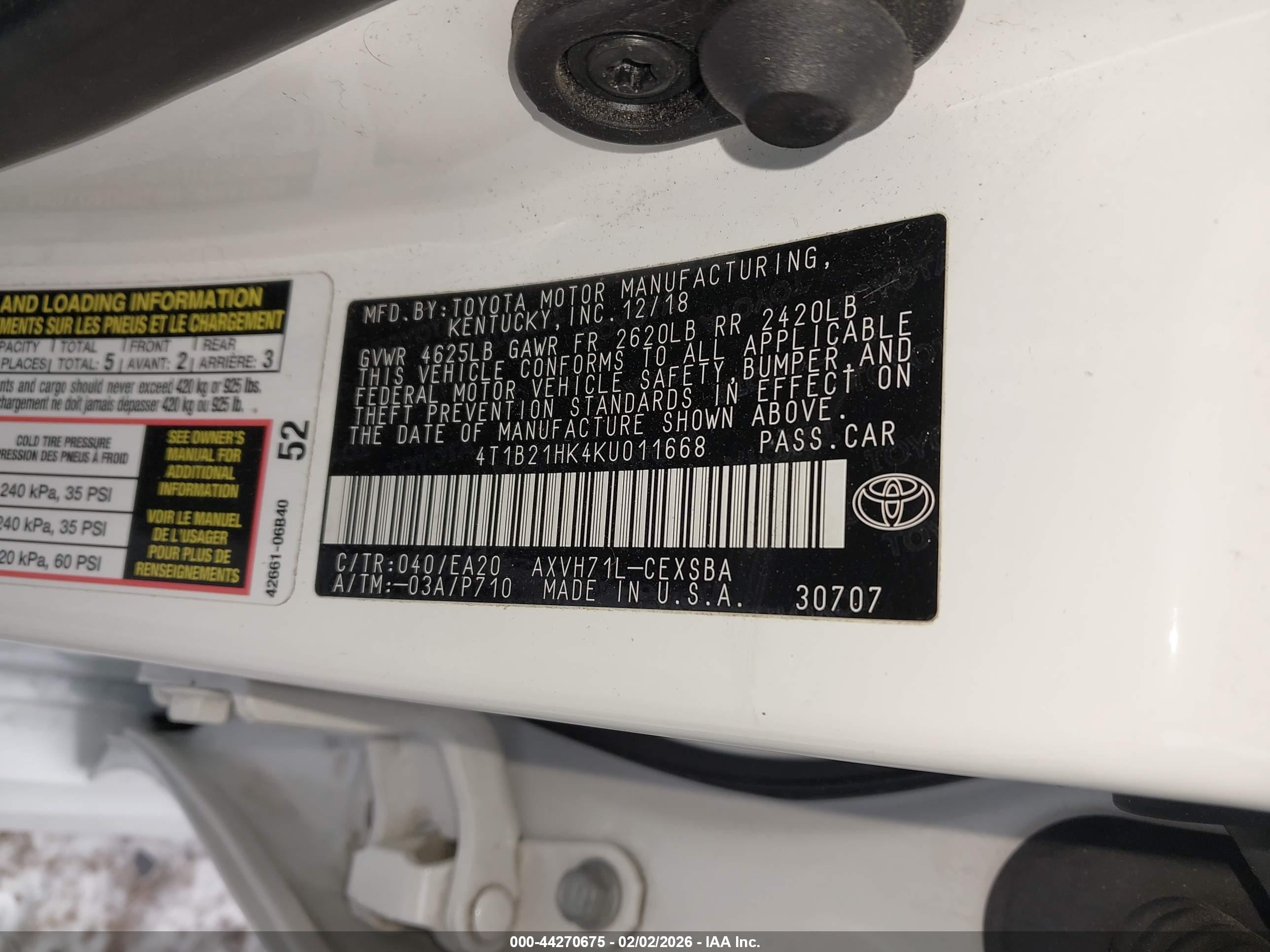 TOYOTA CAMRY image 9