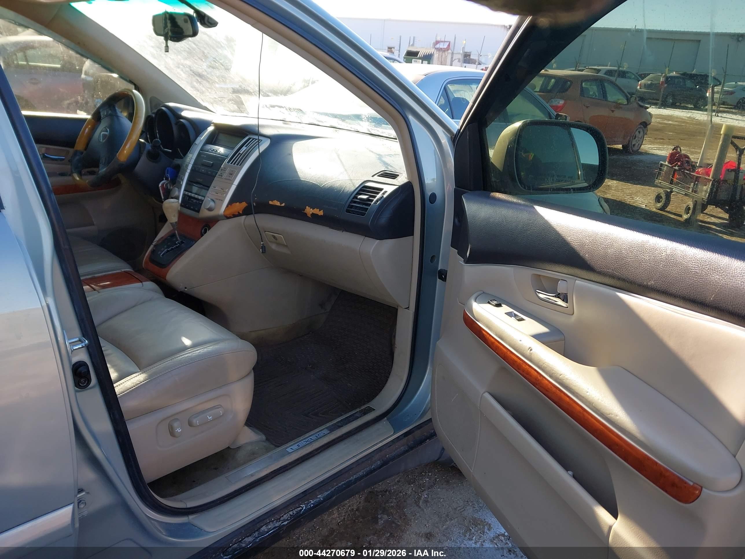 LEXUS RX image 5