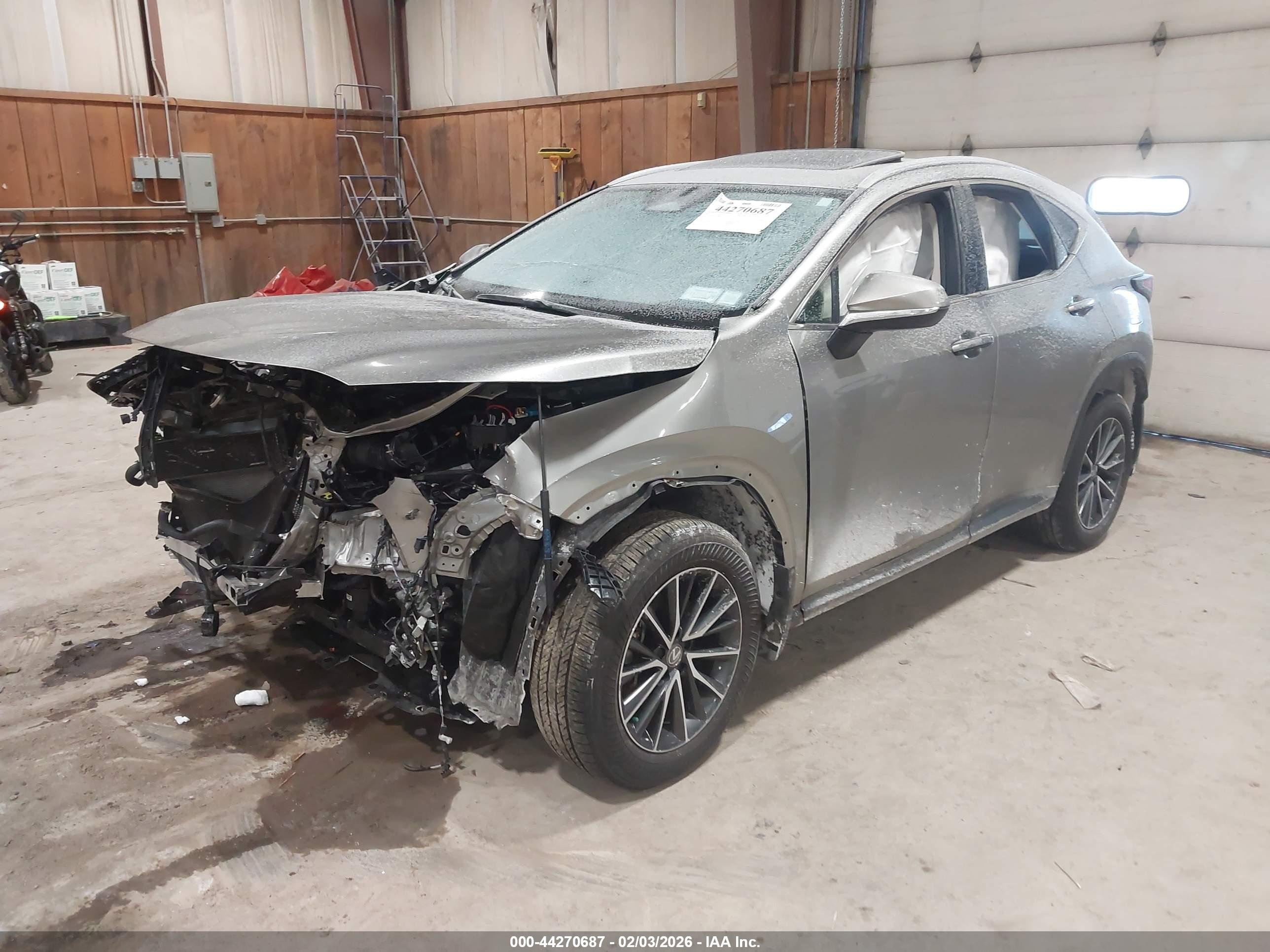 LEXUS NX image 2