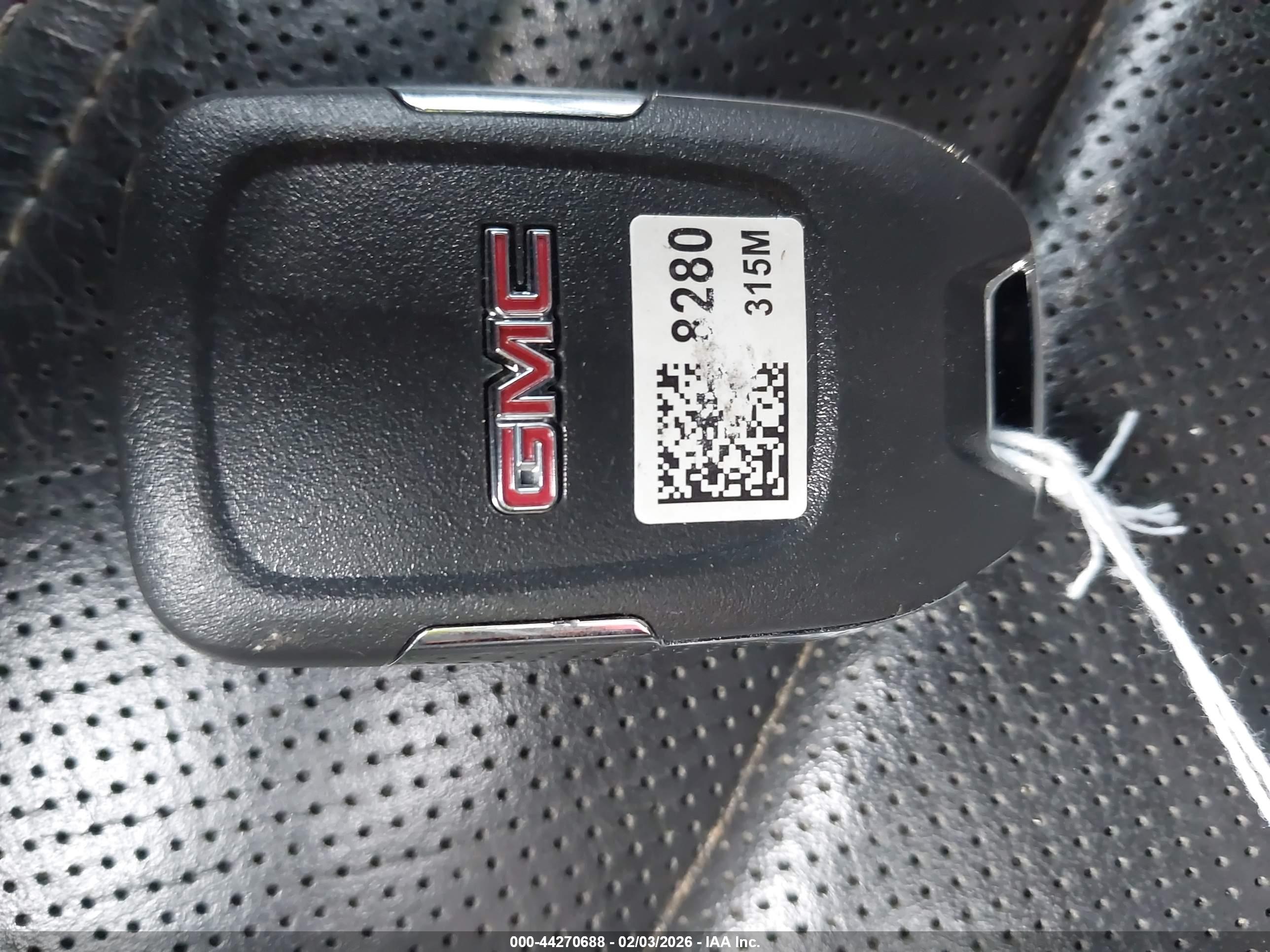 GMC YUKON image 11