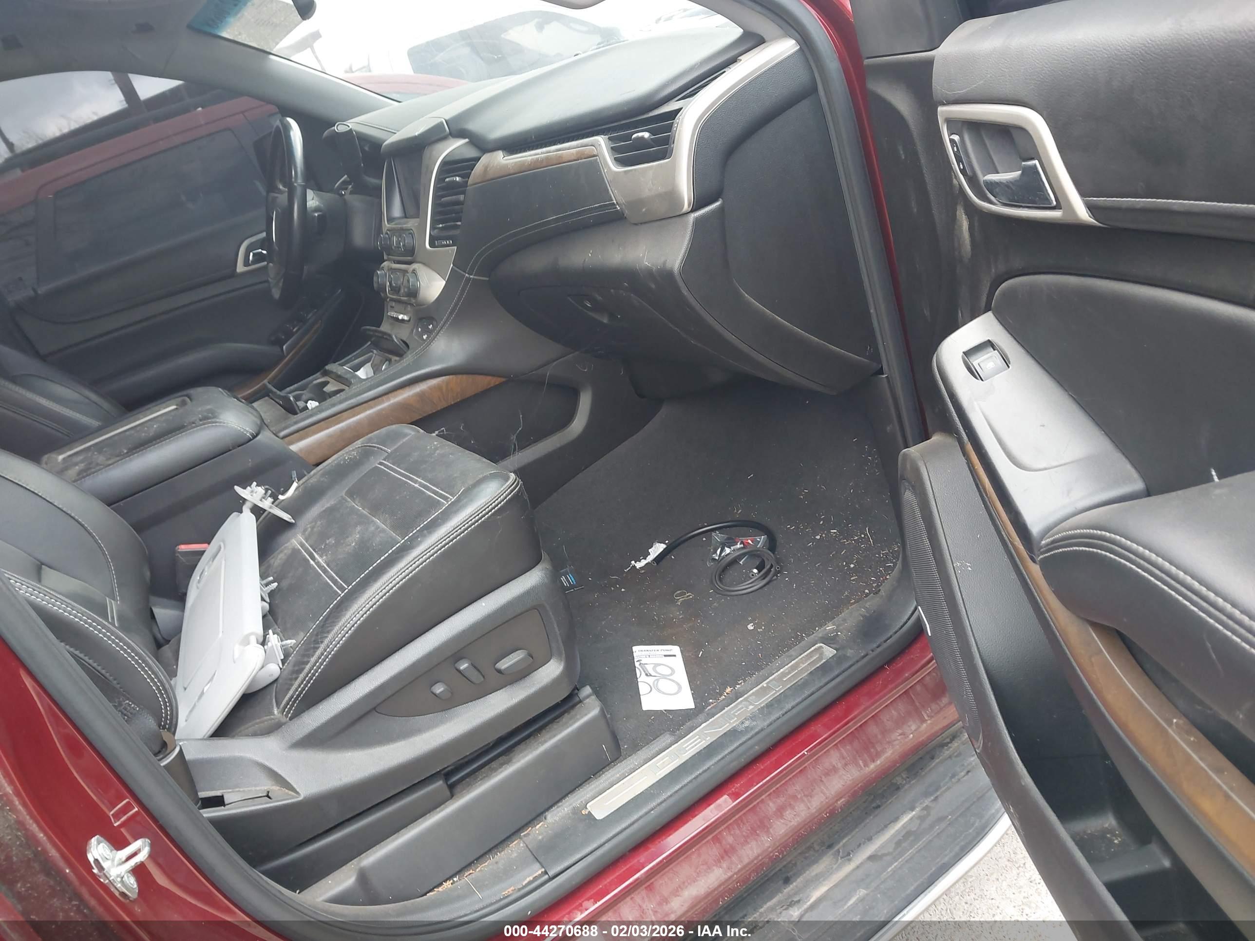 GMC YUKON image 5