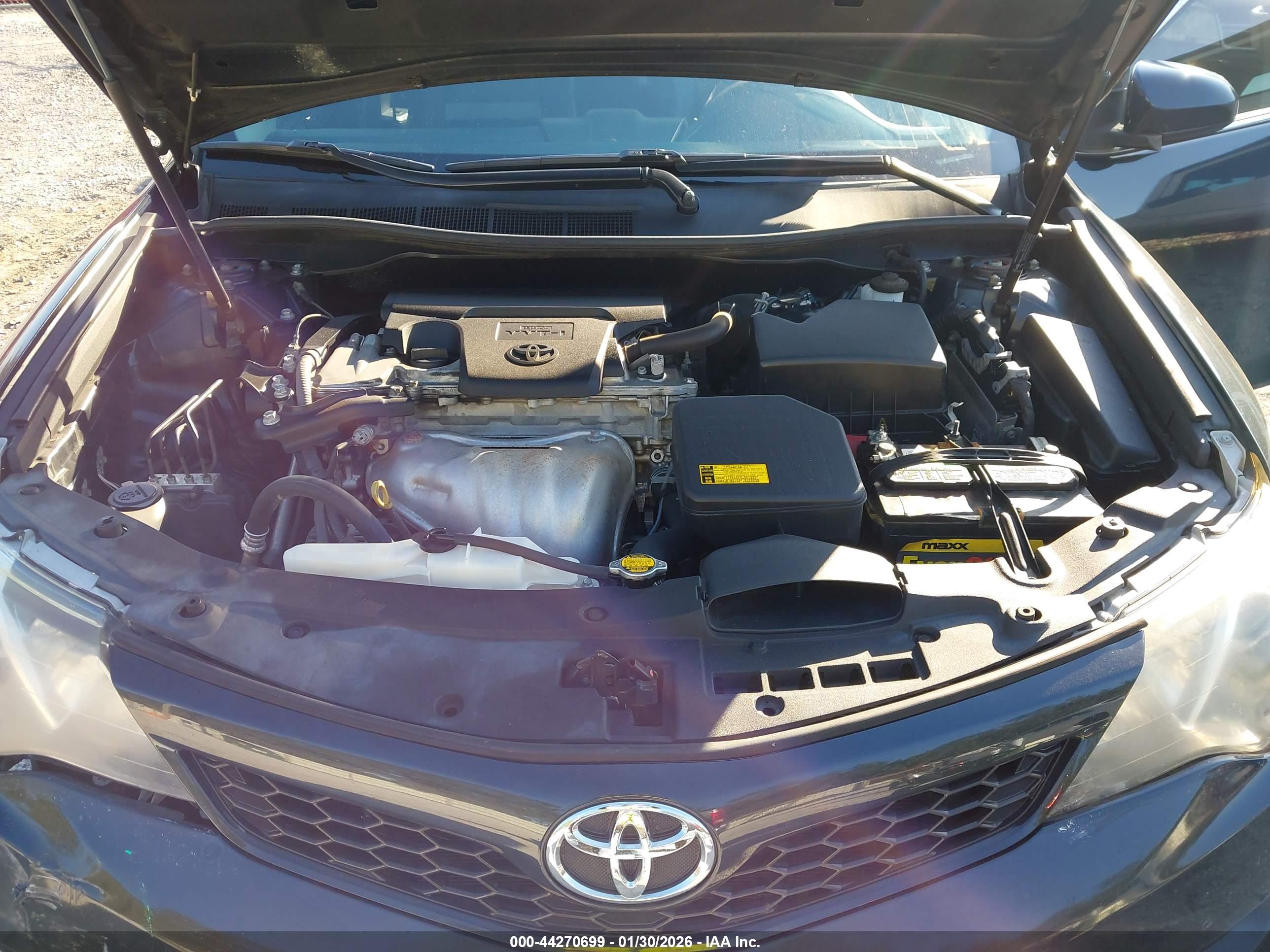 TOYOTA CAMRY image 10
