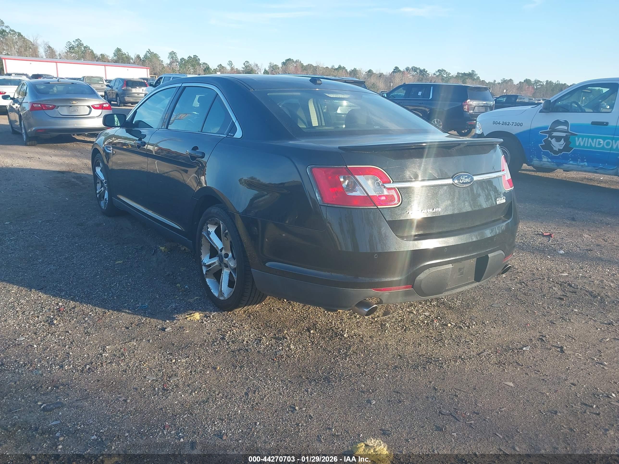 FORD TAURUS image 3