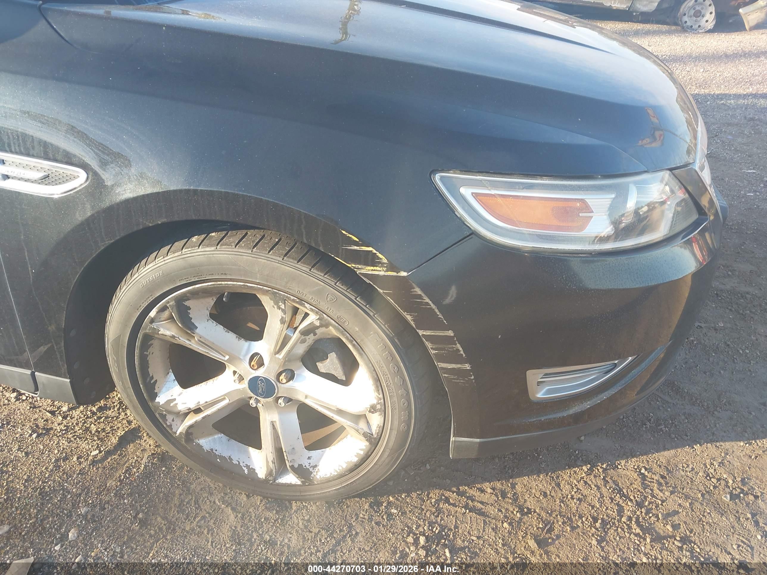 FORD TAURUS image 6