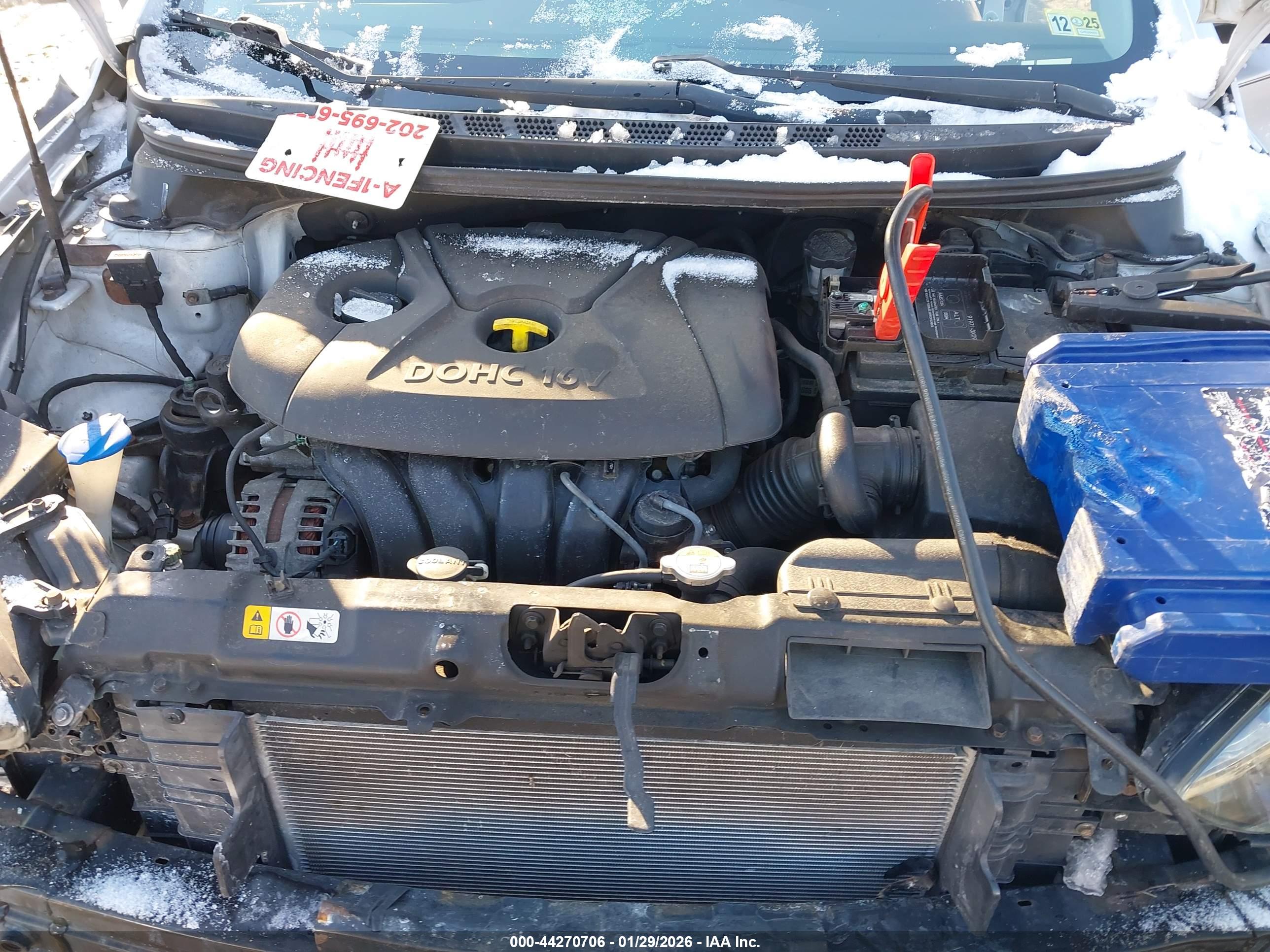 HYUNDAI ELANTRA image 10