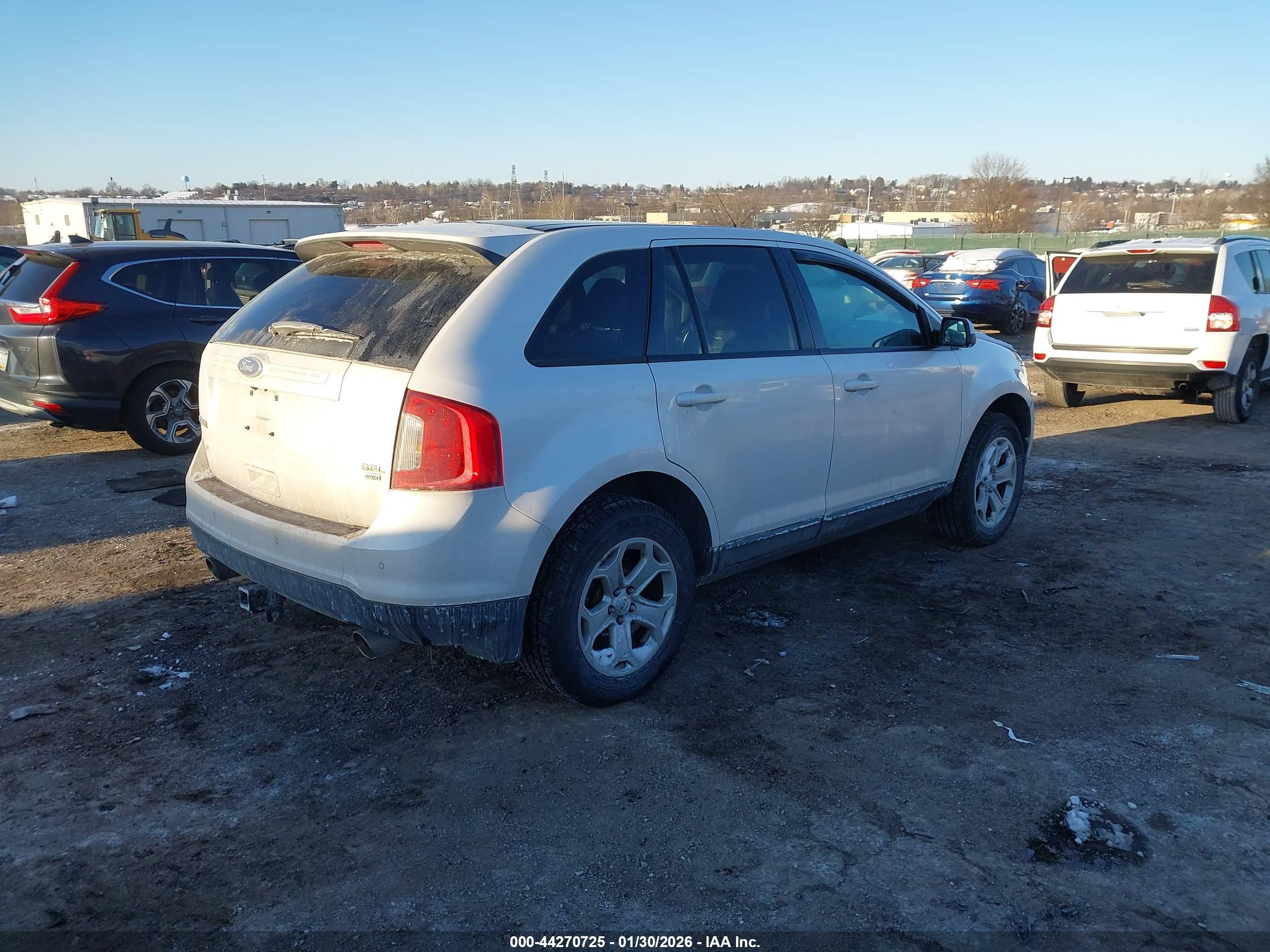 FORD EDGE image 4