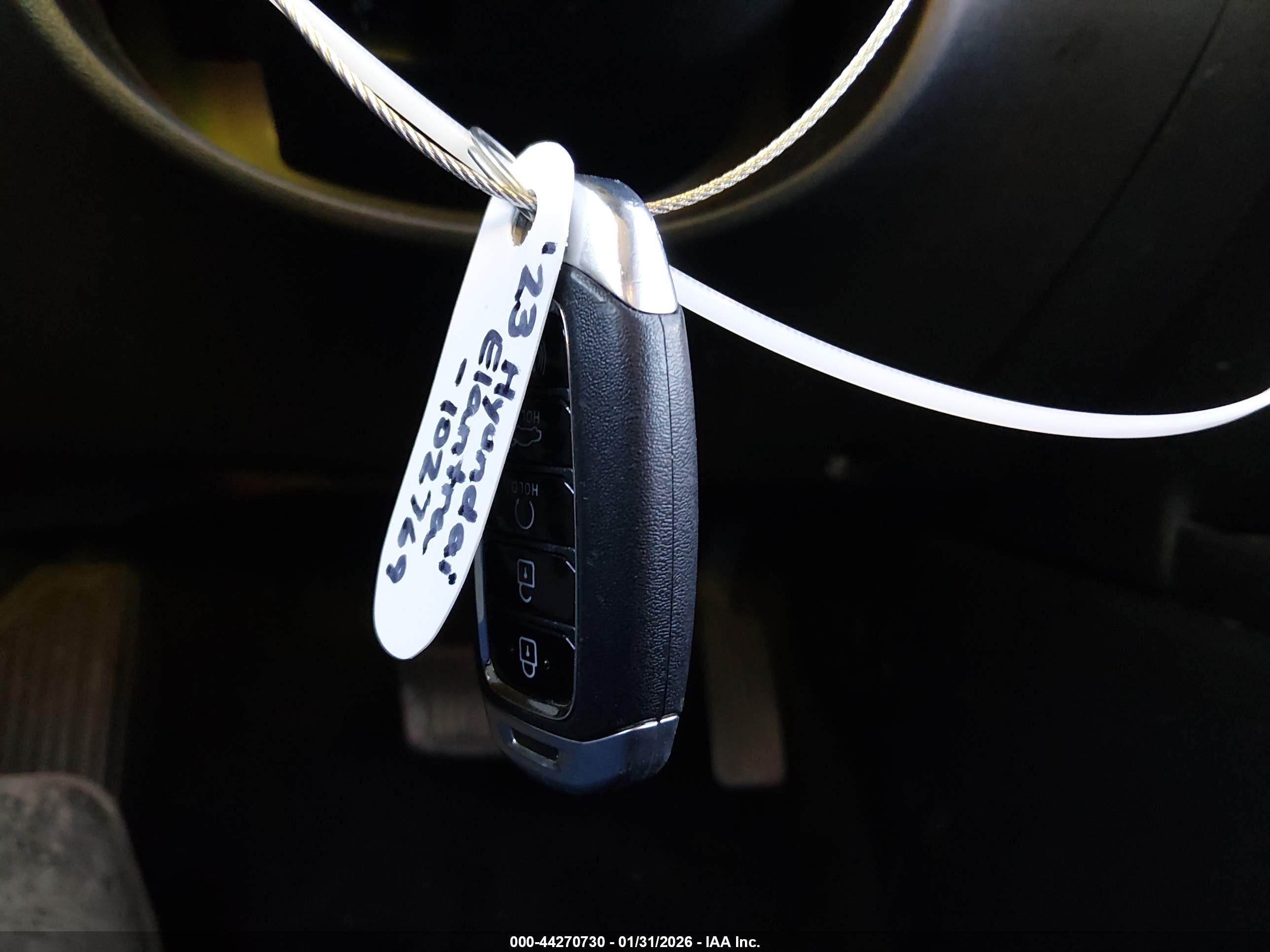 HYUNDAI ELANTRA image 11