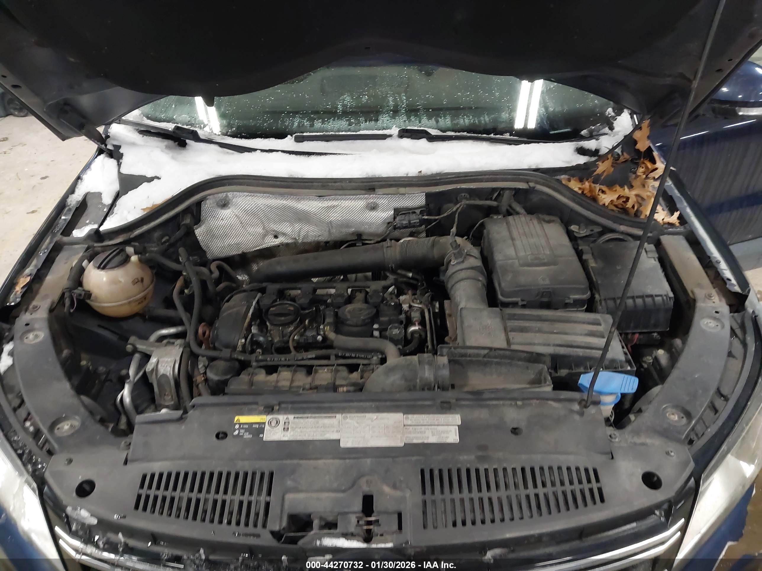 VOLKSWAGEN TIGUAN image 10