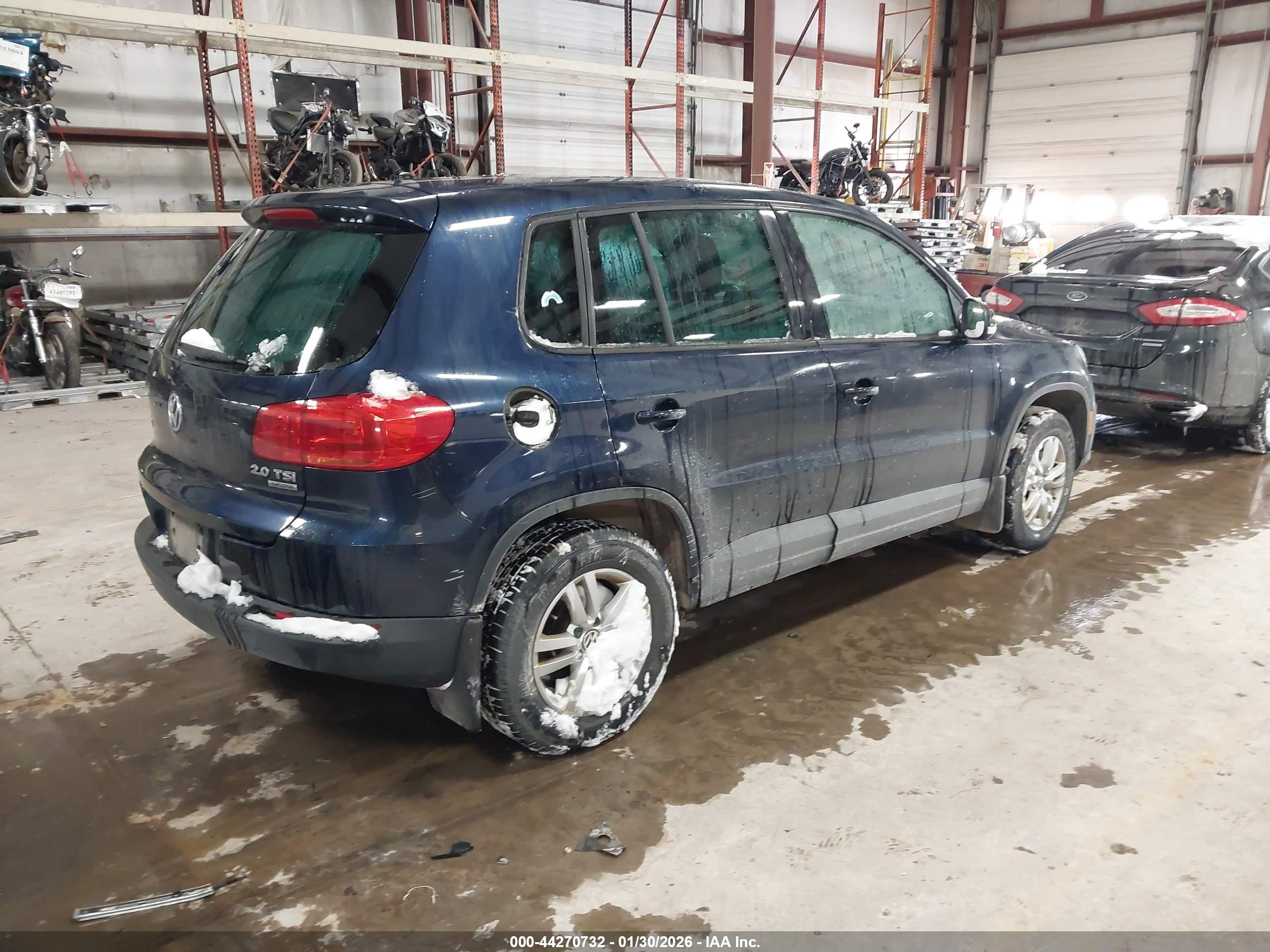 VOLKSWAGEN TIGUAN image 4