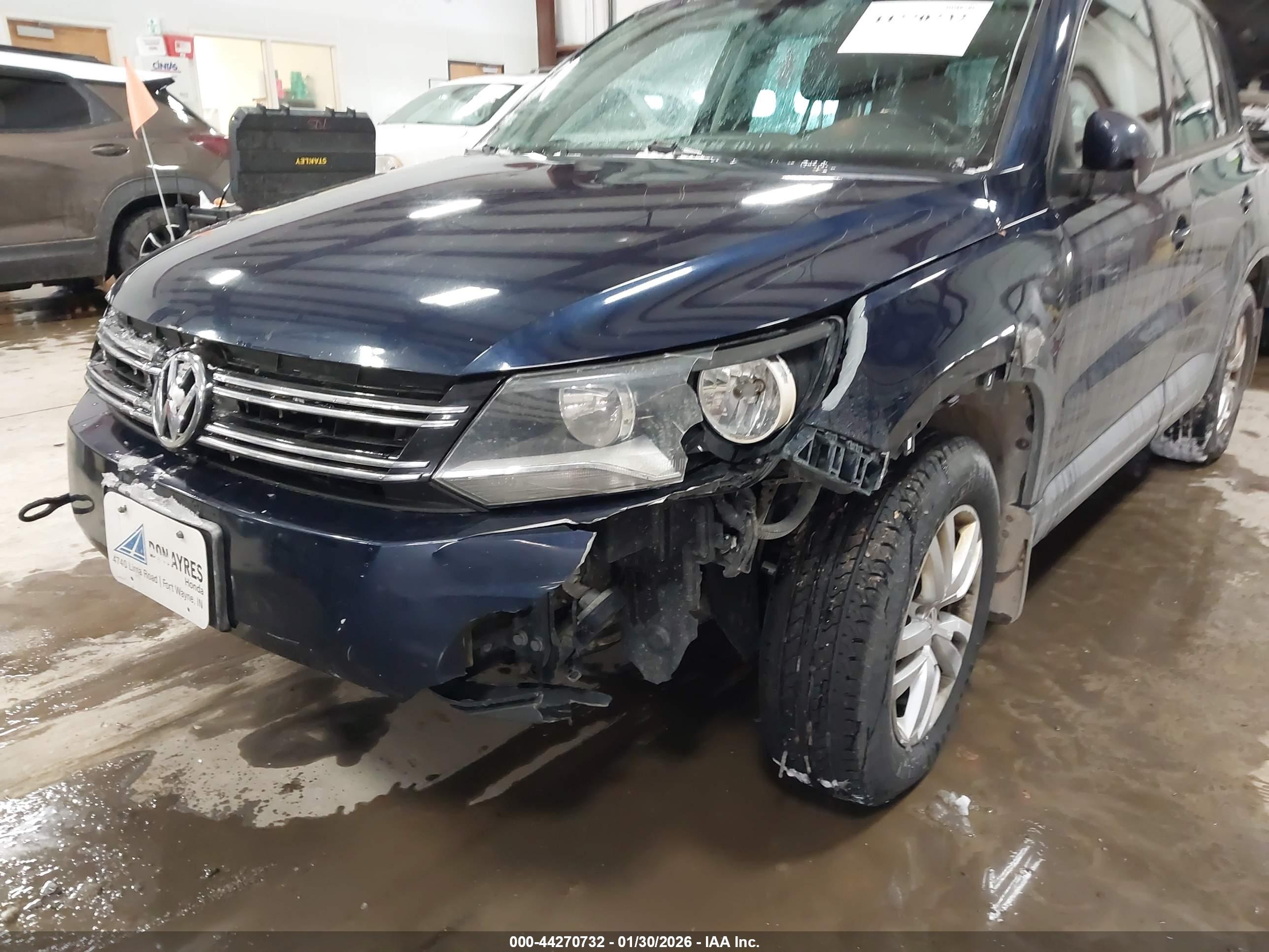 VOLKSWAGEN TIGUAN image 6