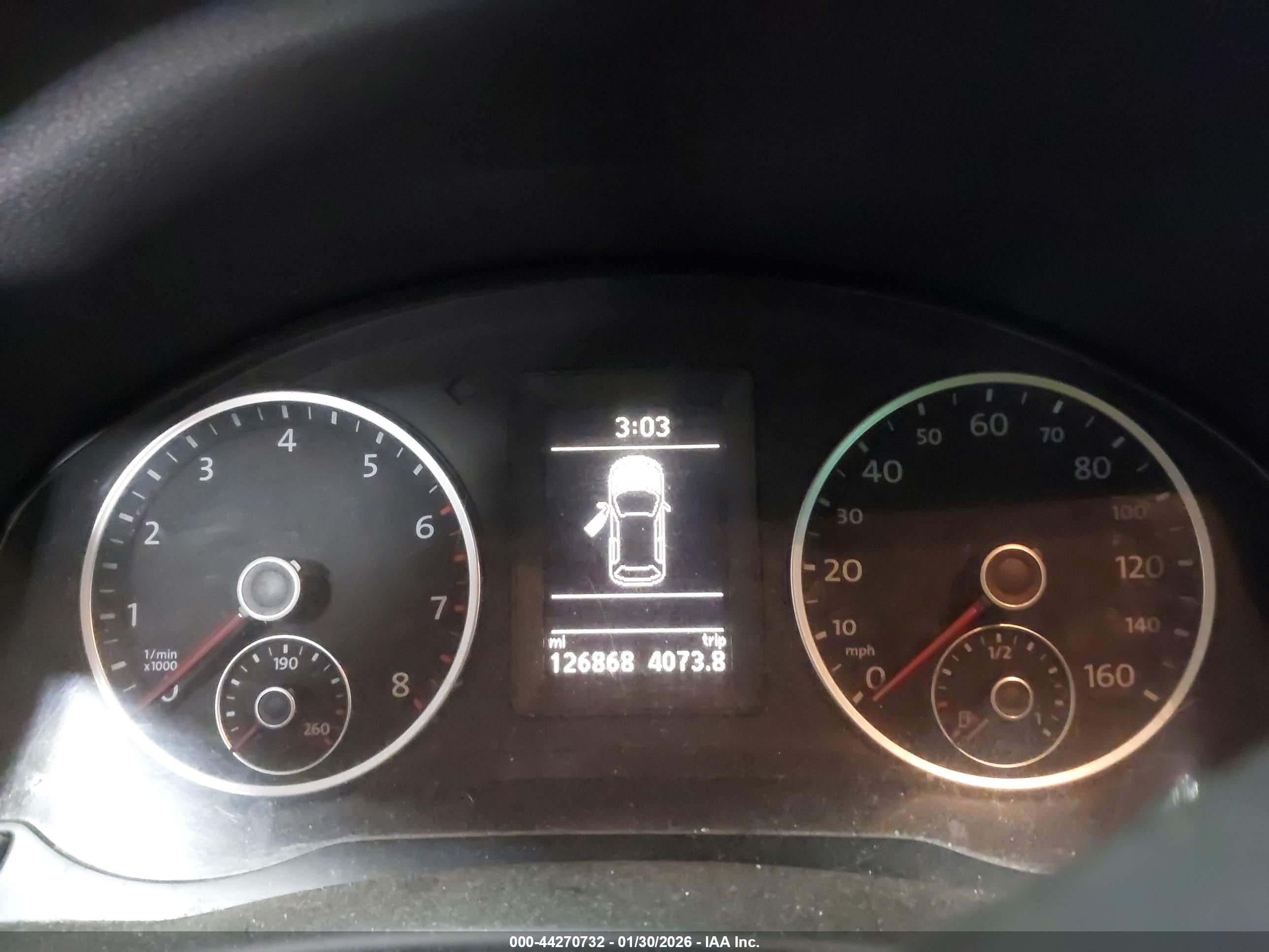 VOLKSWAGEN TIGUAN image 7