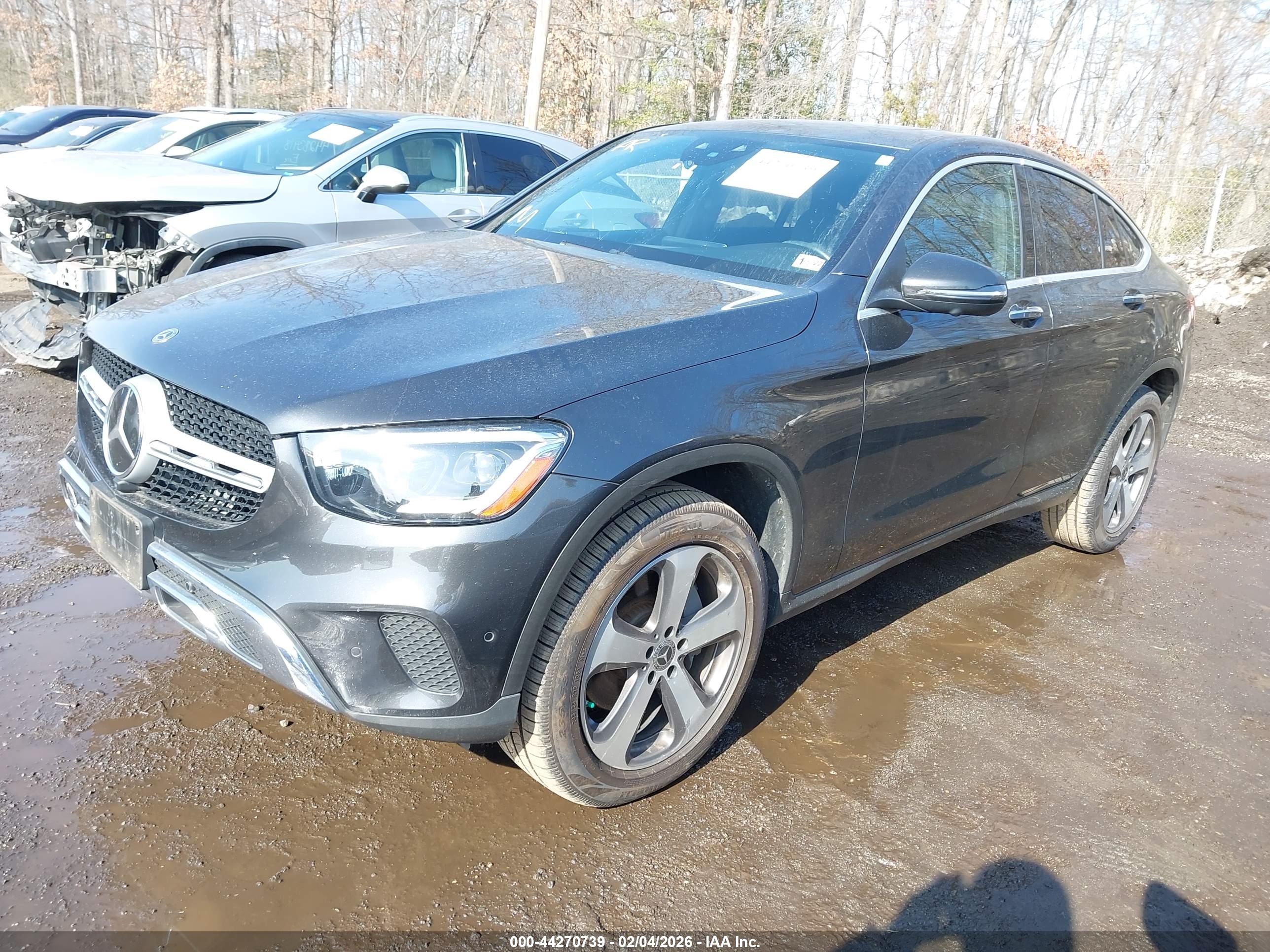 MERCEDES-BENZ GLC image 2