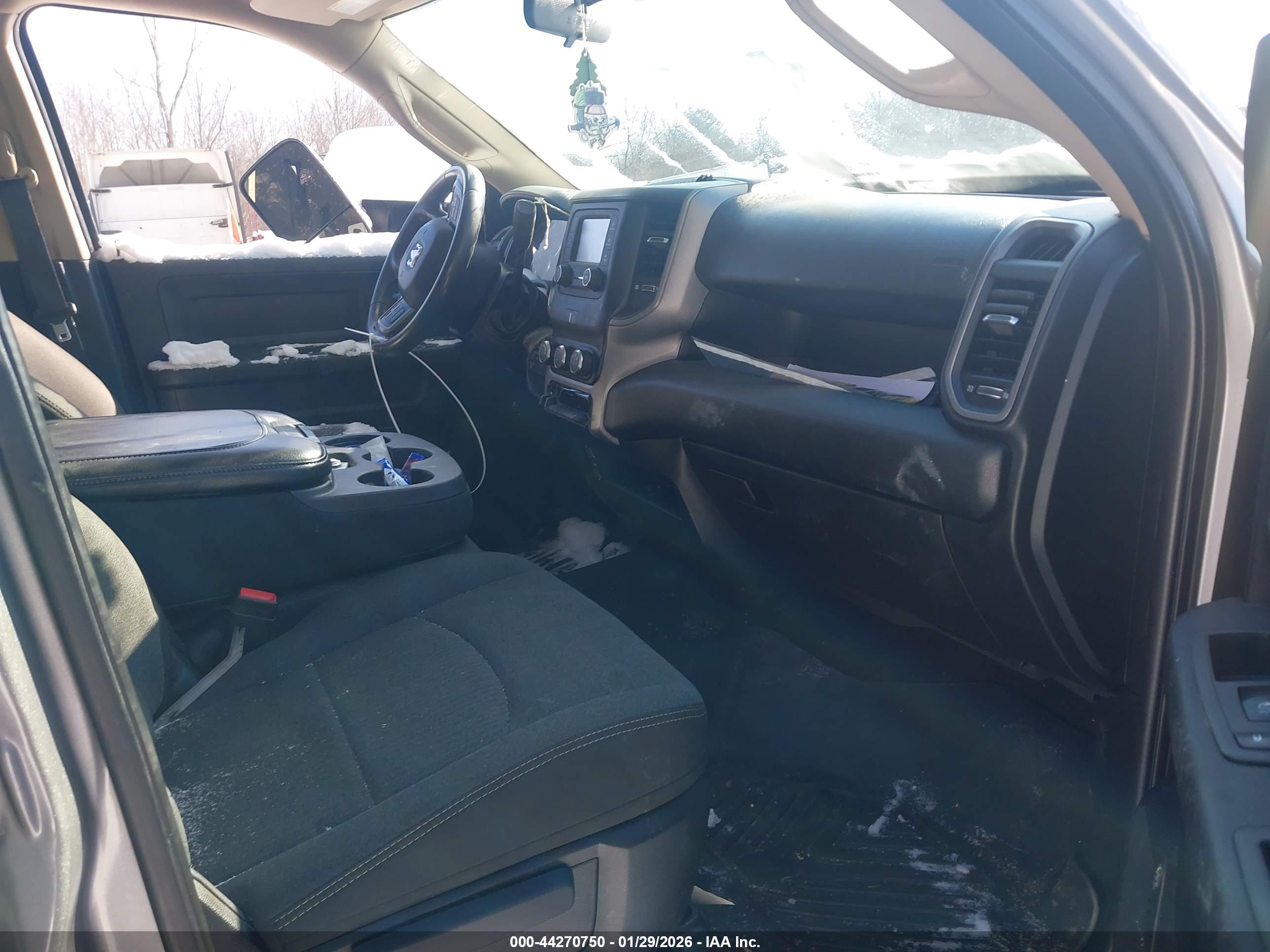 RAM 3500 image 7