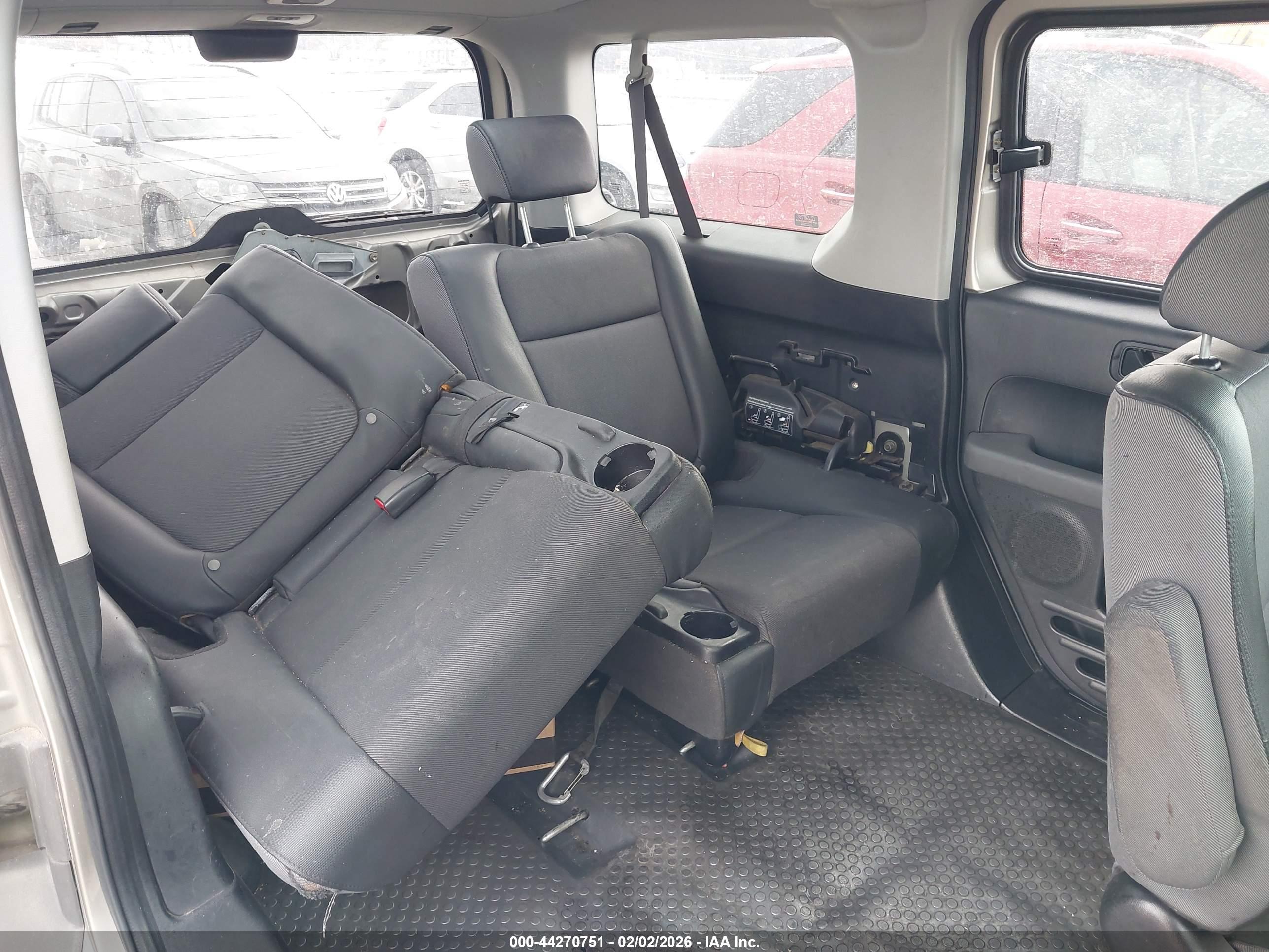 HONDA ELEMENT image 8