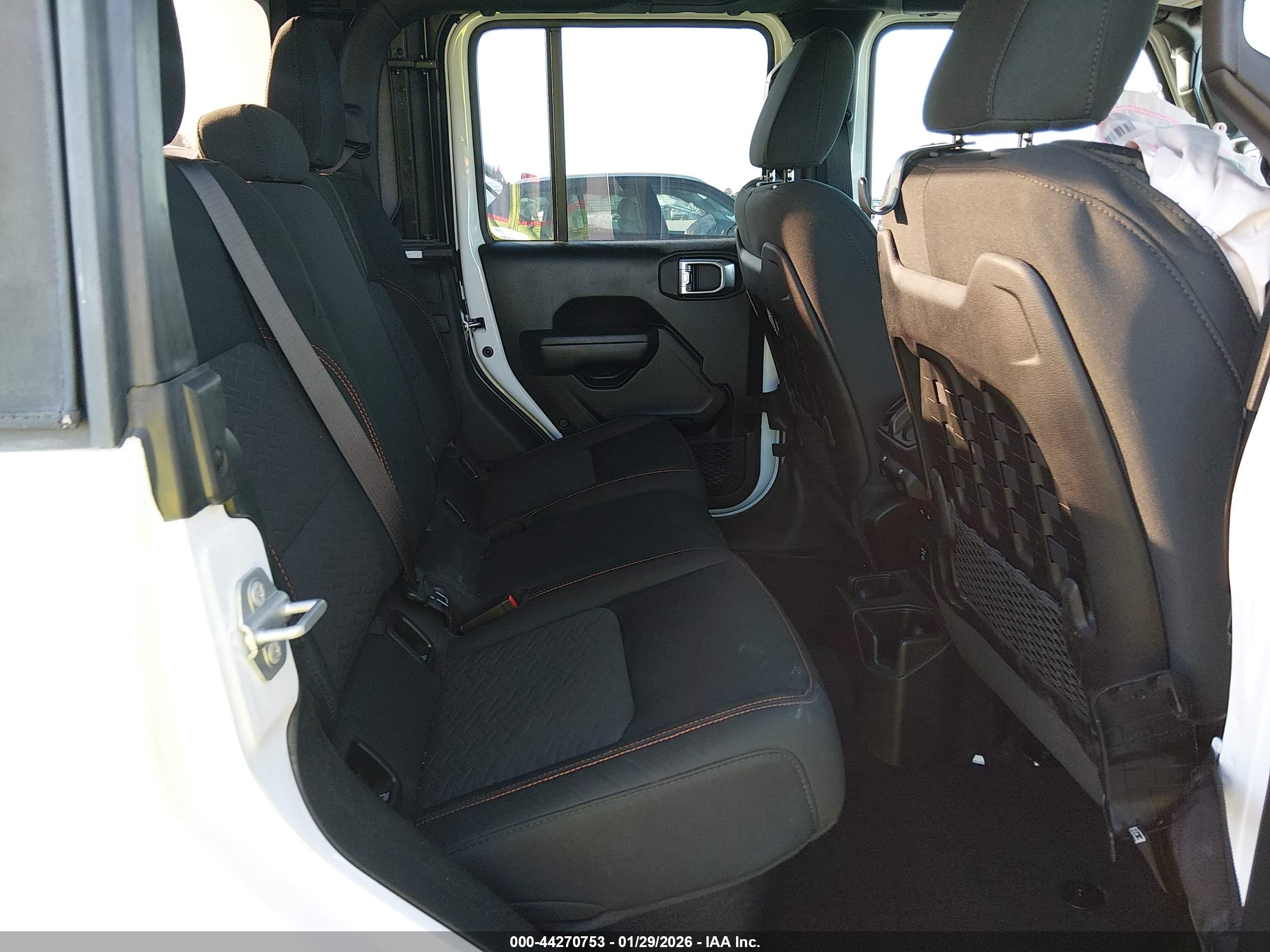 JEEP GLADIATOR image 8