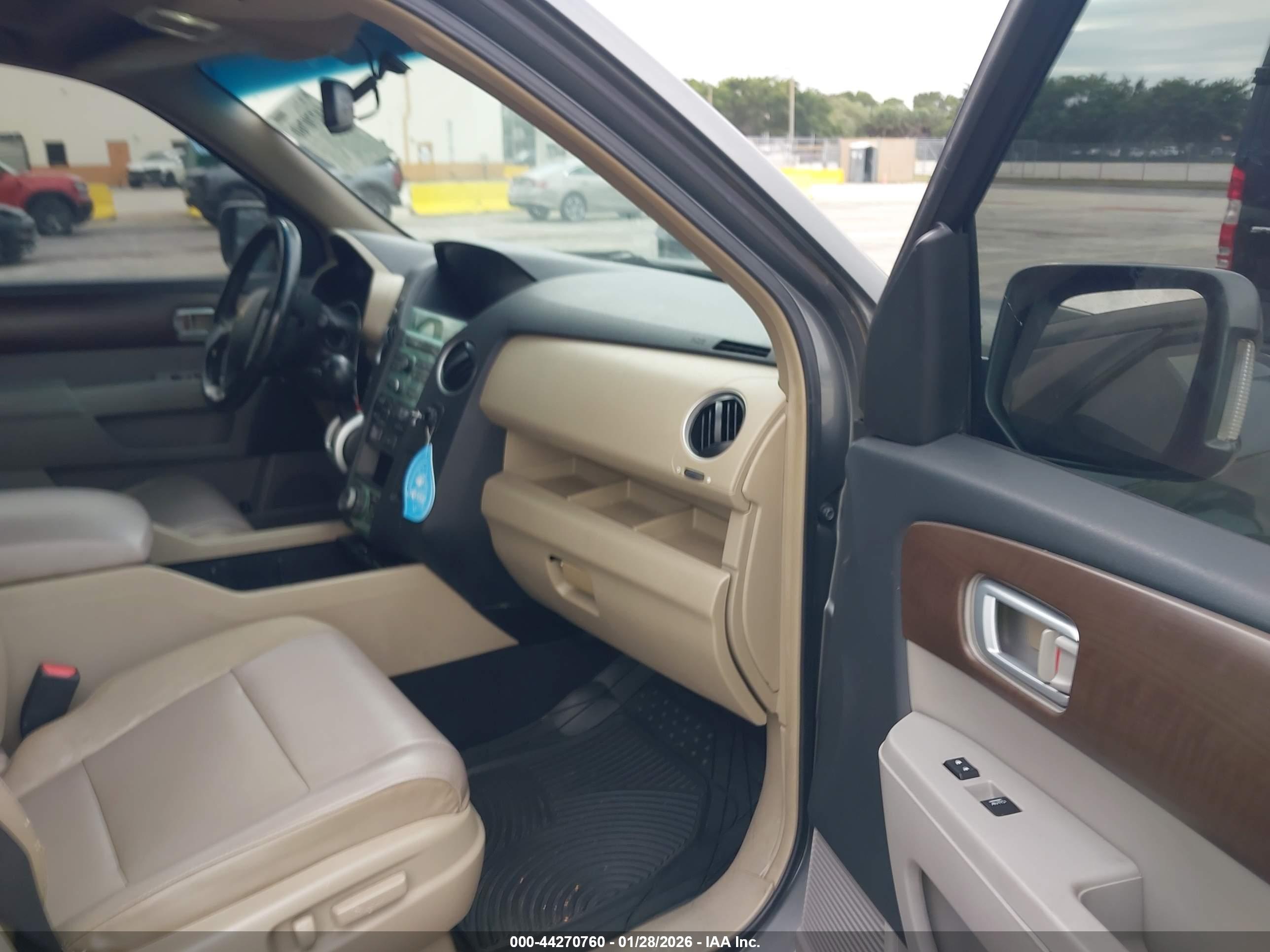 HONDA PILOT image 5