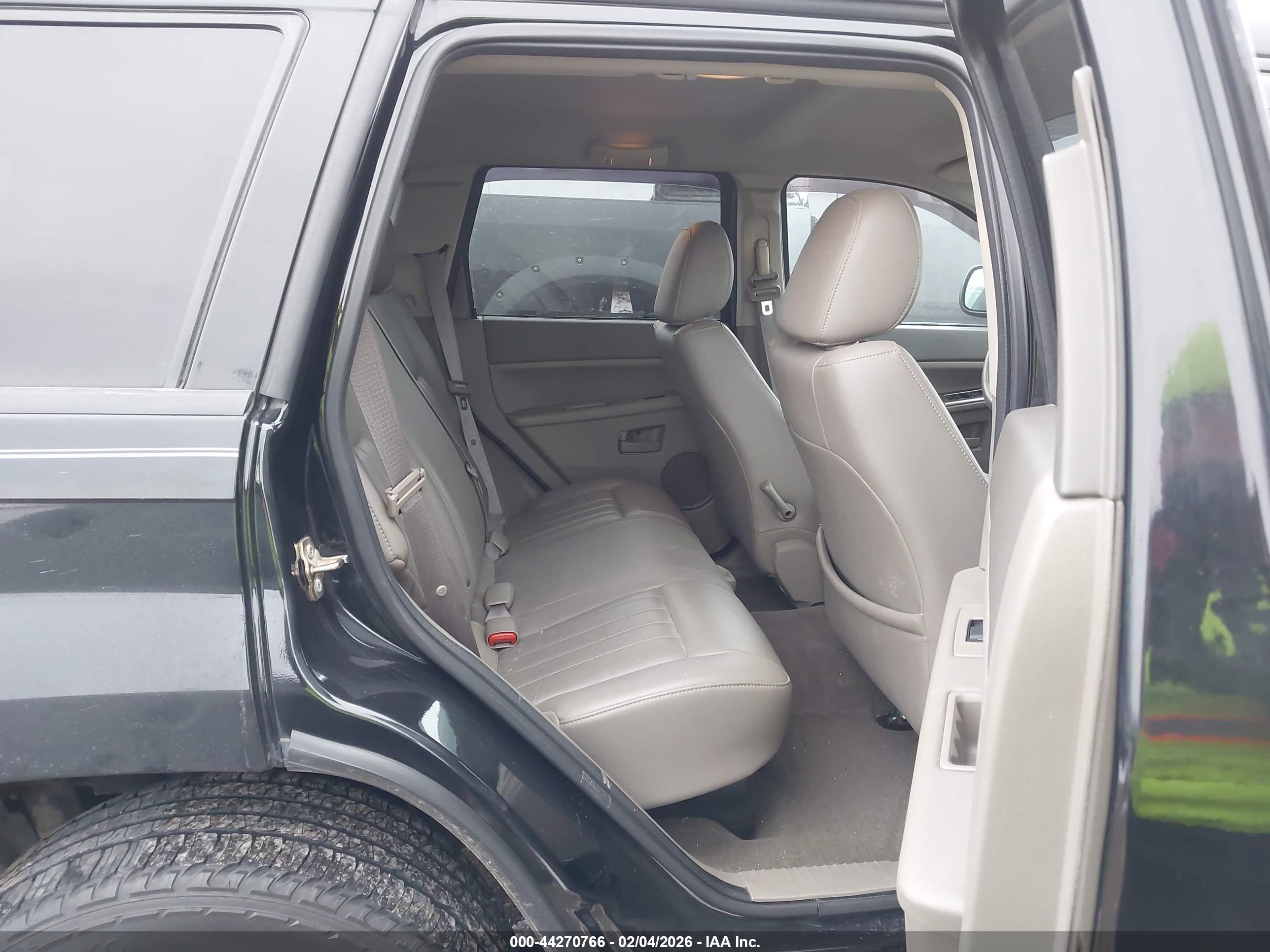 JEEP GRAND image 8