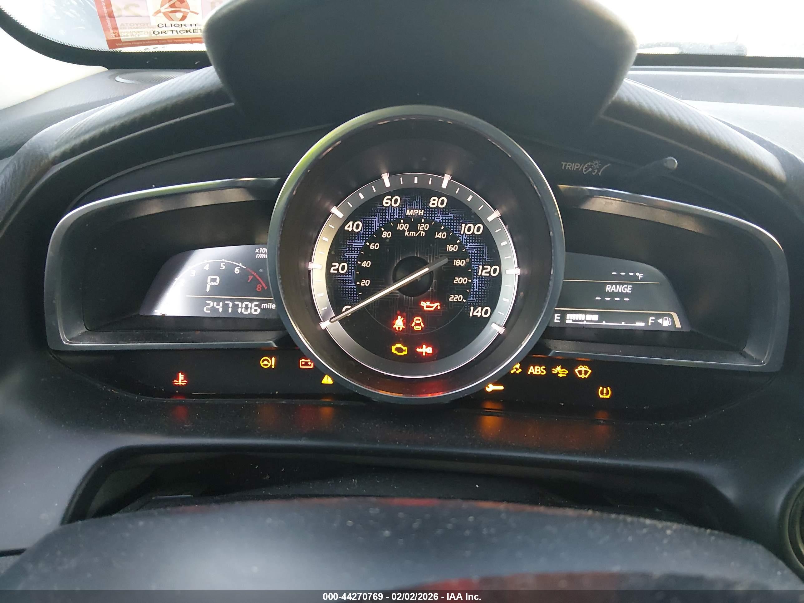 TOYOTA YARIS image 7