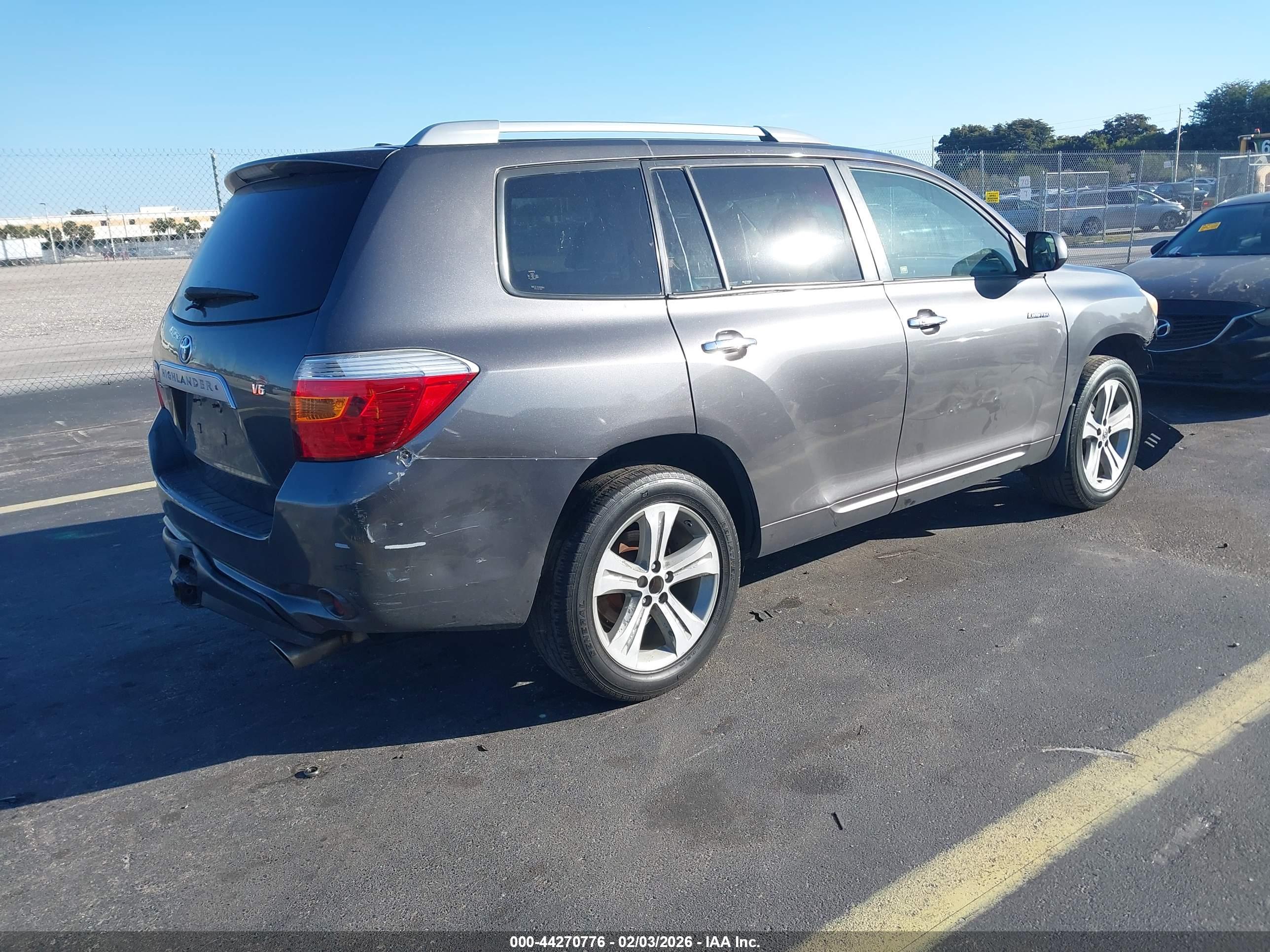 TOYOTA HIGHLANDER image 4