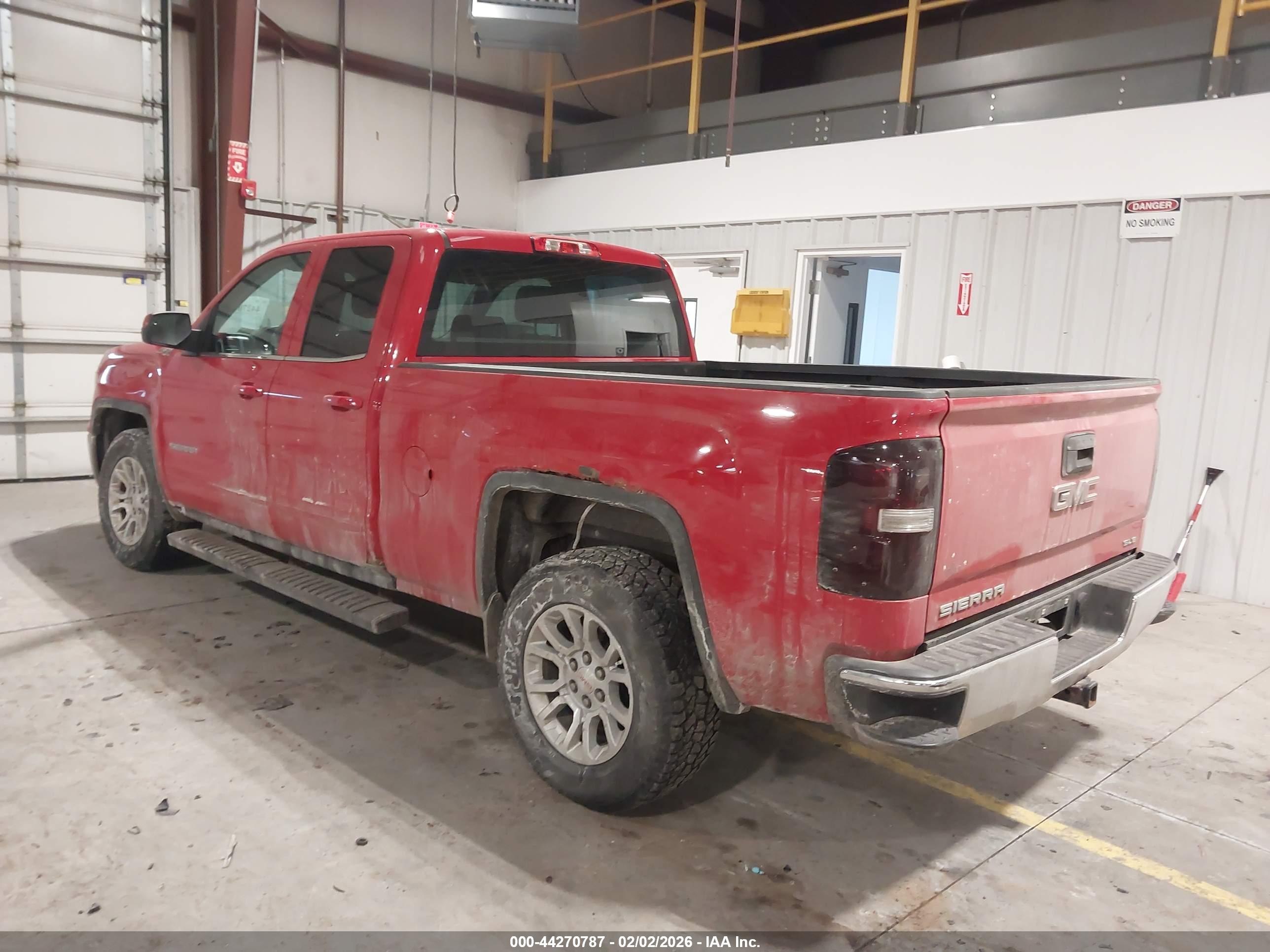 GMC SIERRA image 3