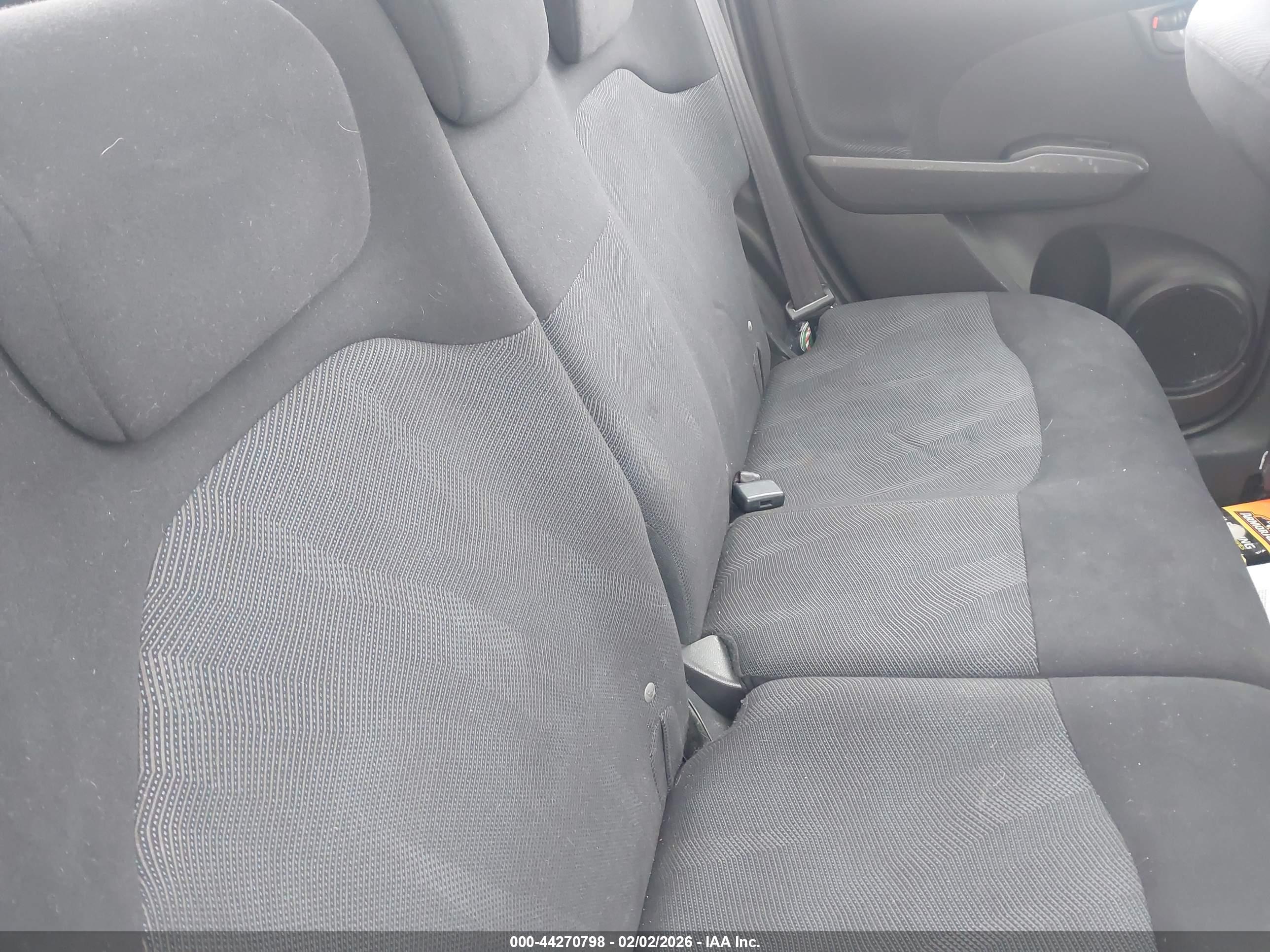 HONDA FIT image 8
