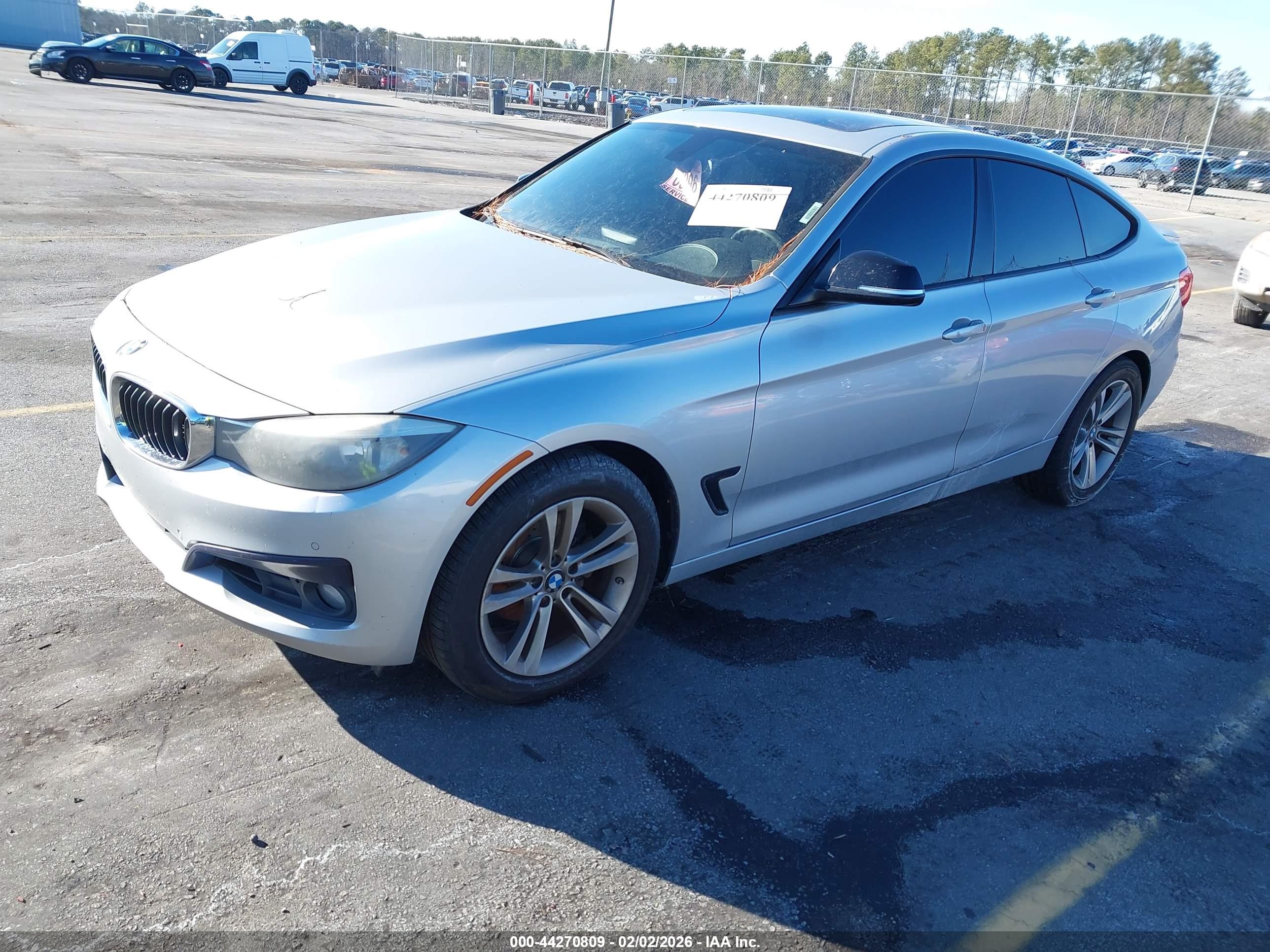 BMW 328I image 2