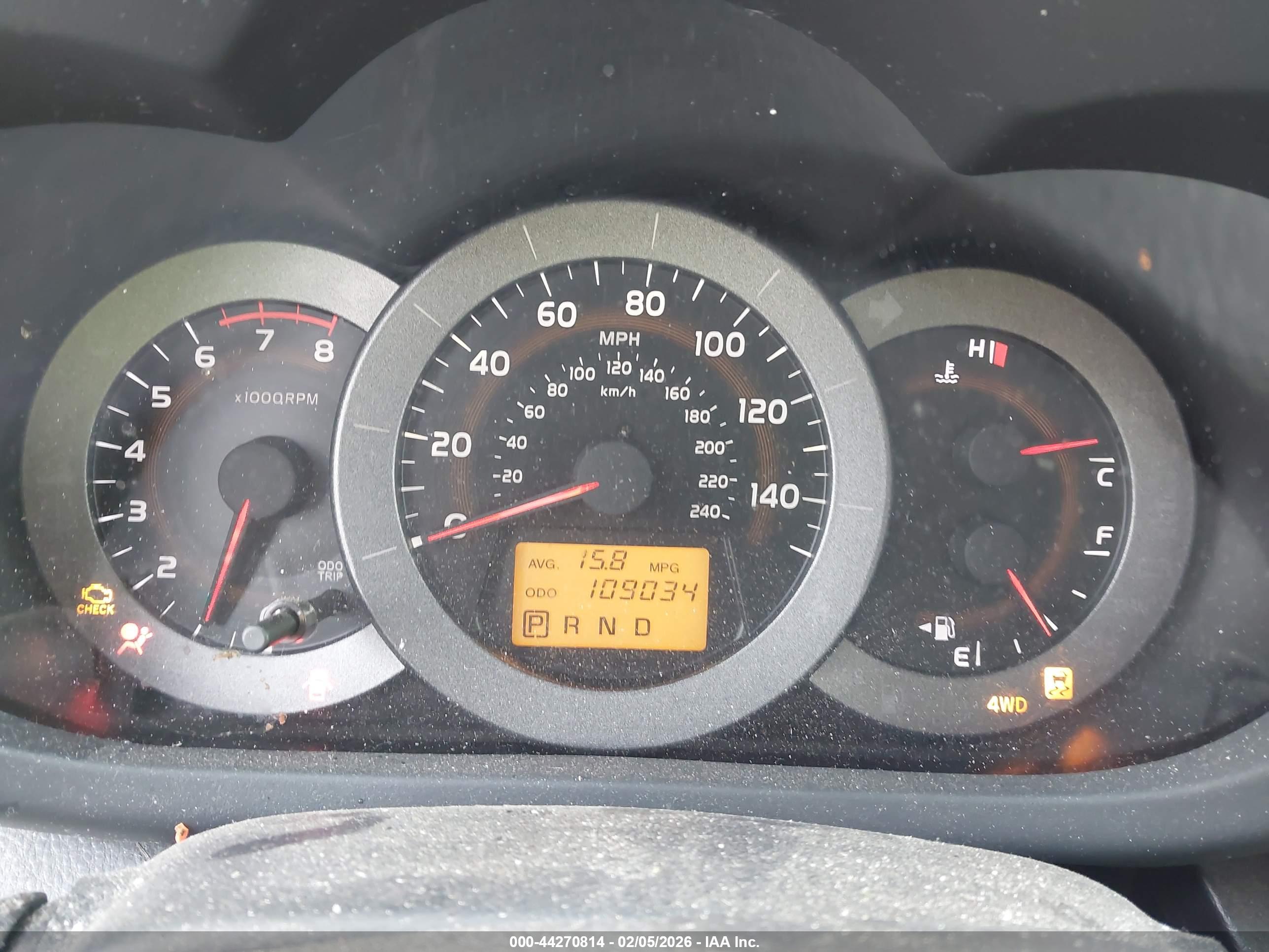 TOYOTA RAV4 image 7