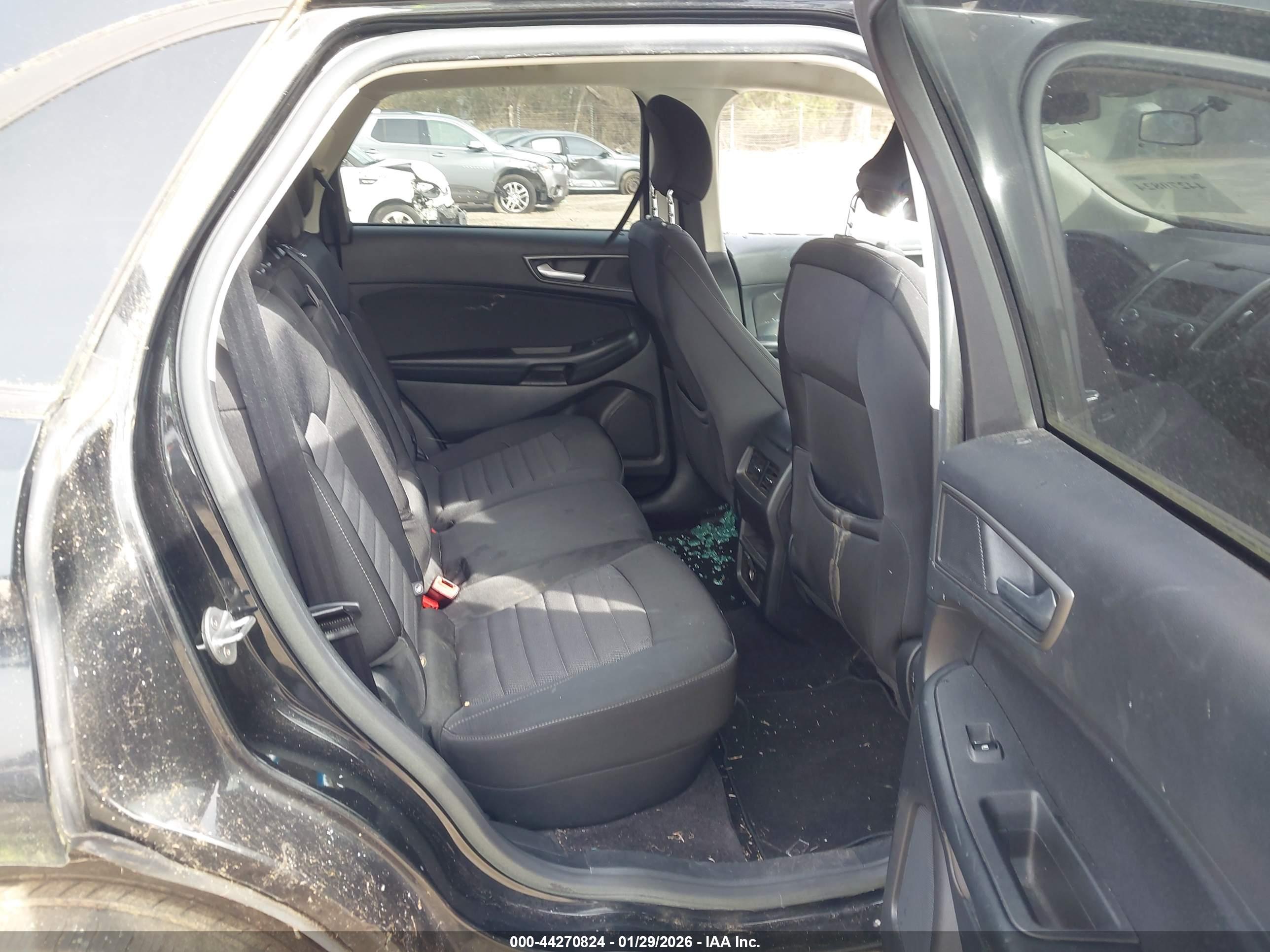 FORD EDGE image 8