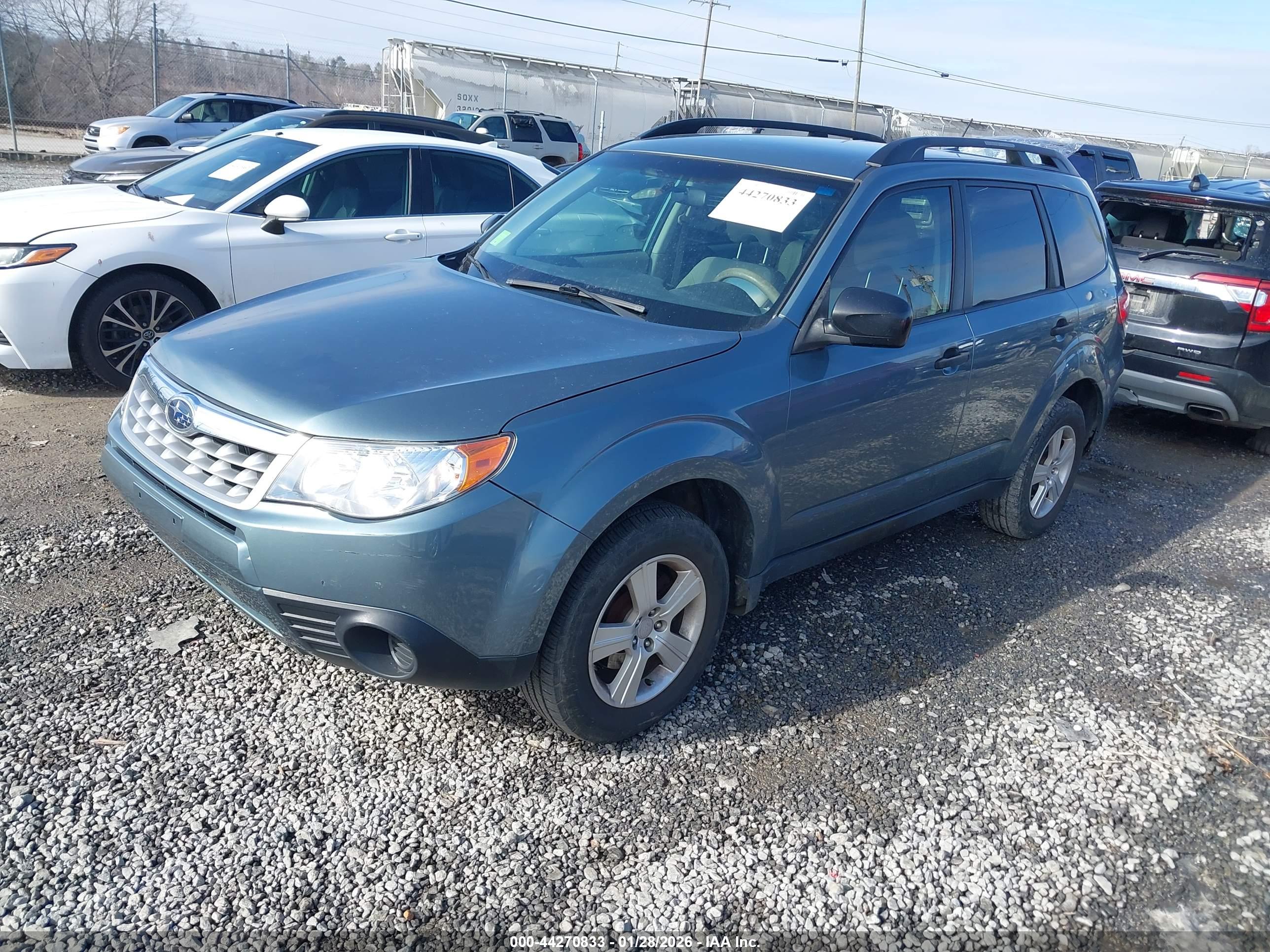 SUBARU FORESTER image 2