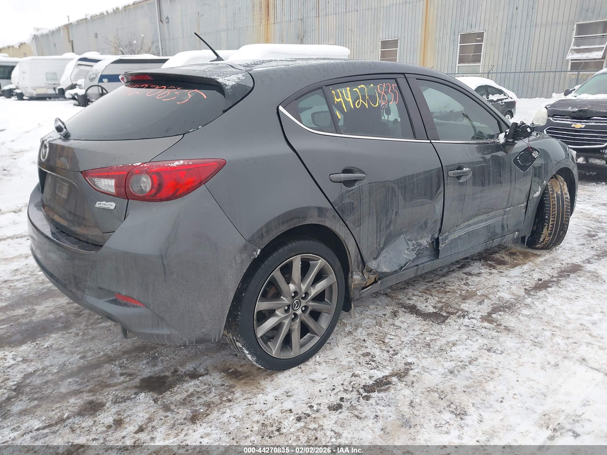 MAZDA MAZDA3 image 4