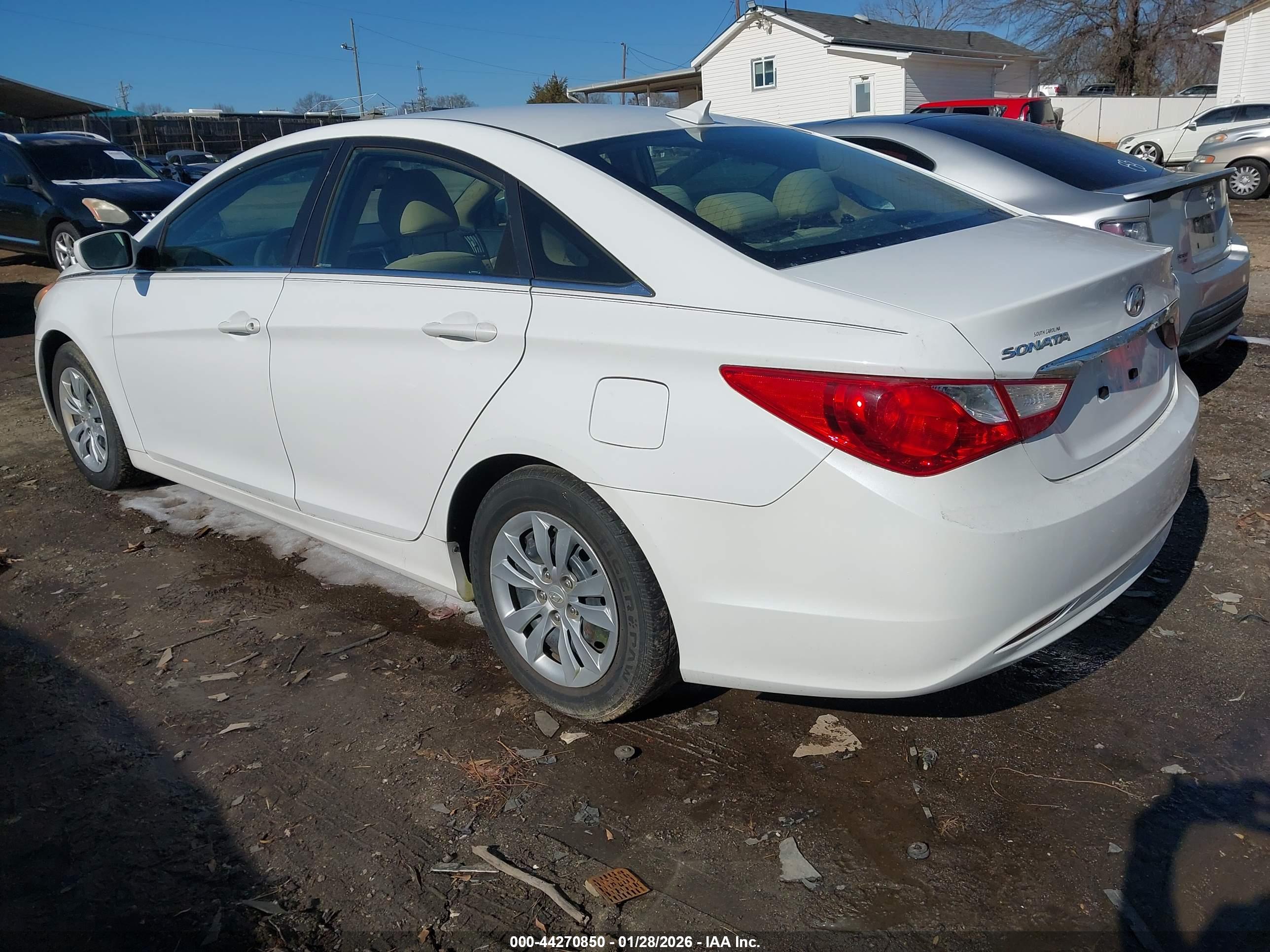 HYUNDAI SONATA image 3