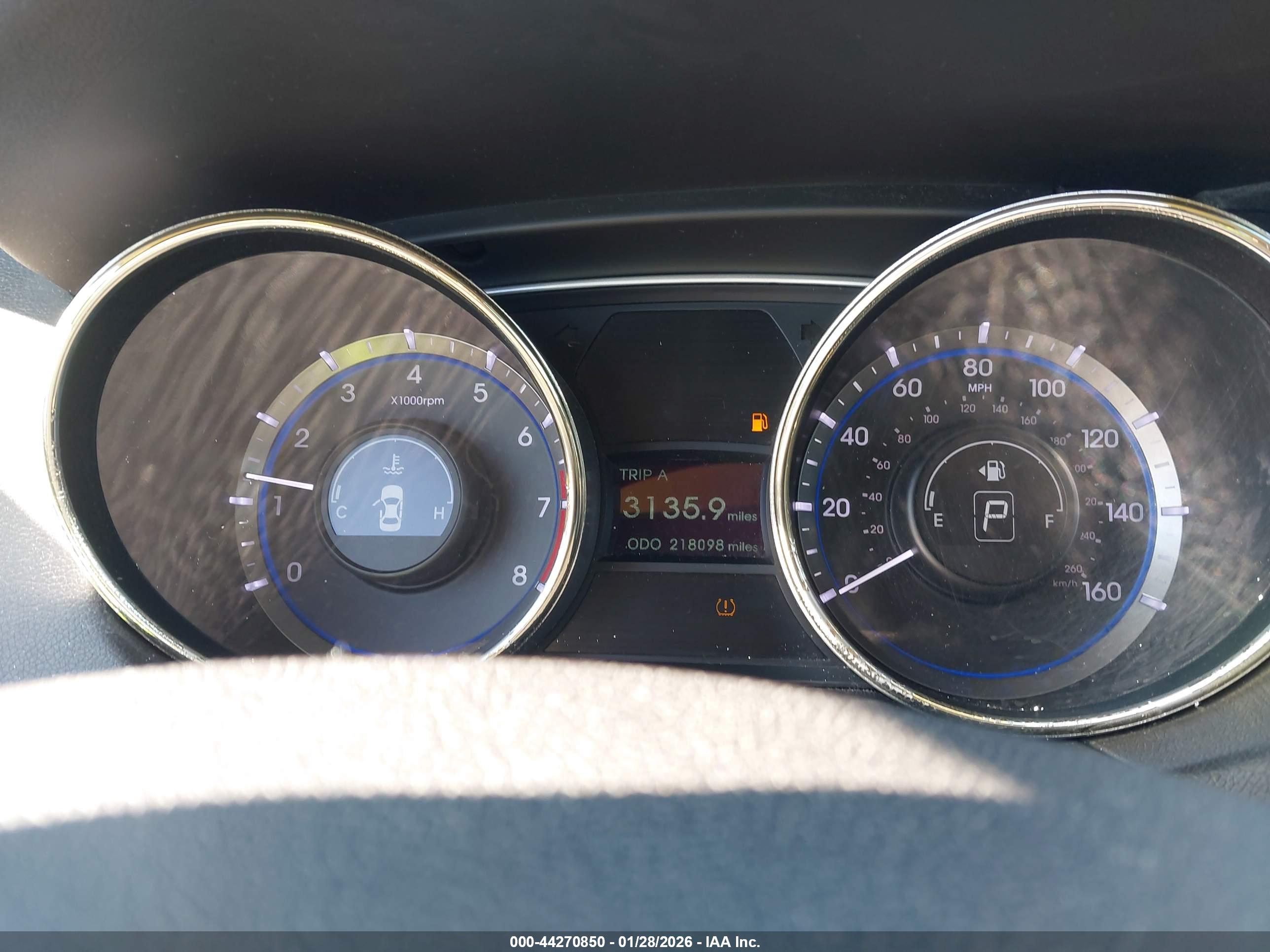 HYUNDAI SONATA image 7