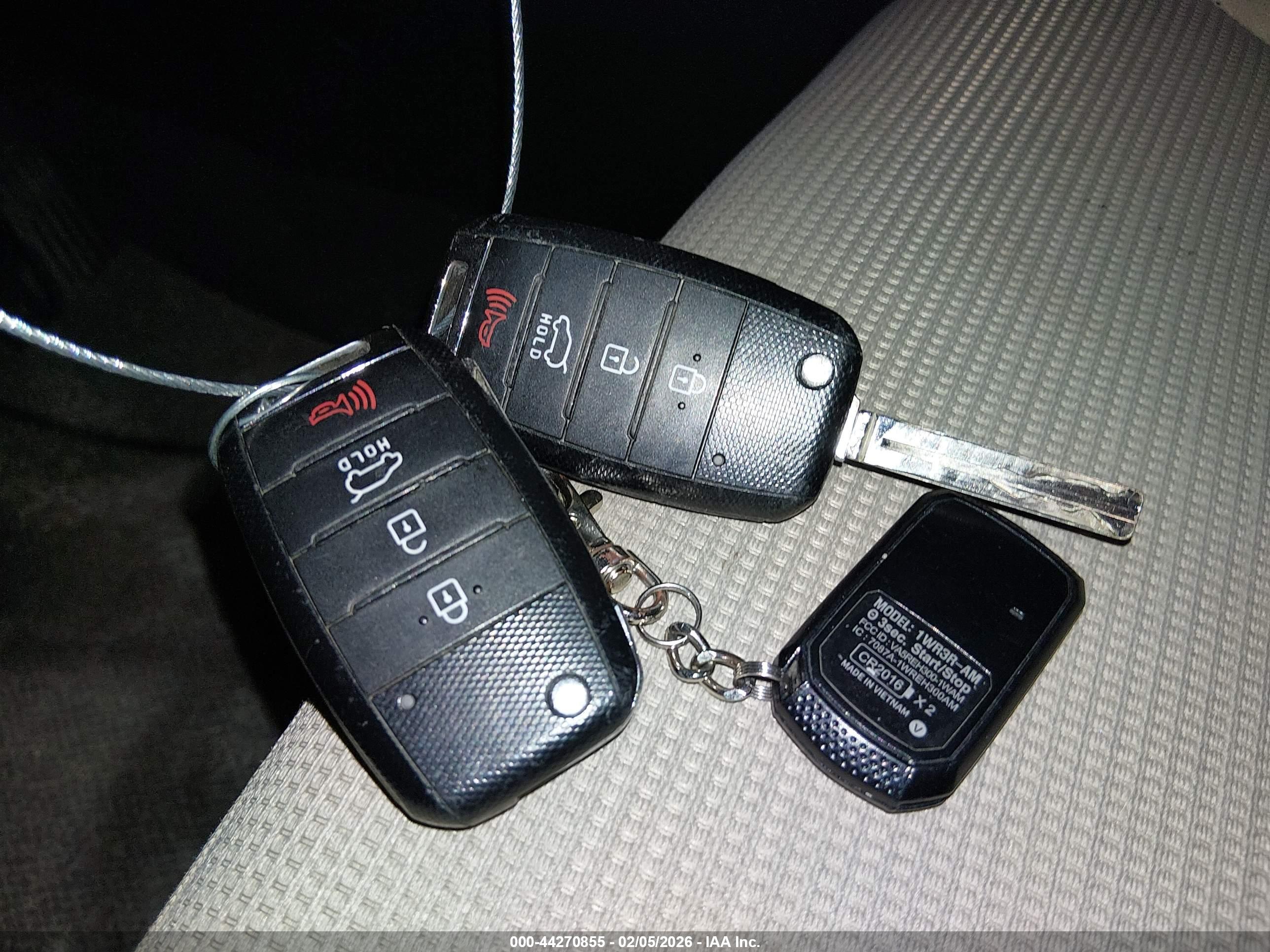 KIA SORENTO image 11